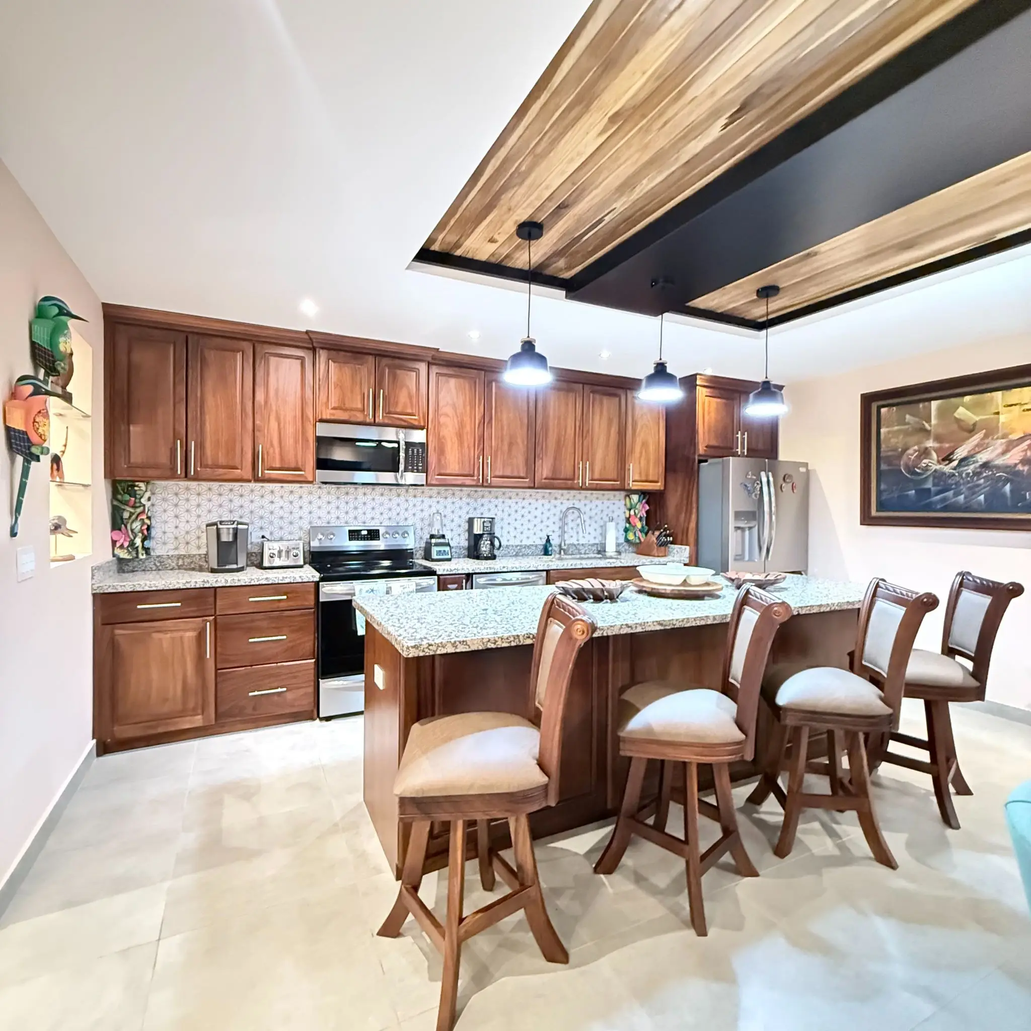 Unique Oversized Lot Home in Ciudad del Mar with 4 Covered Parking - image 5