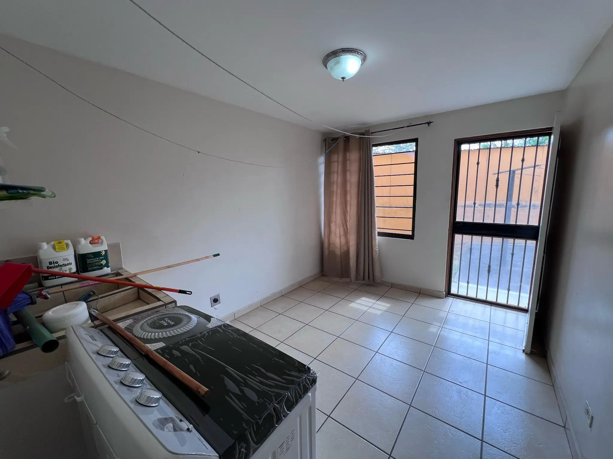 Residential Apartment Building for Sale – San Antonio de Belén - image 8