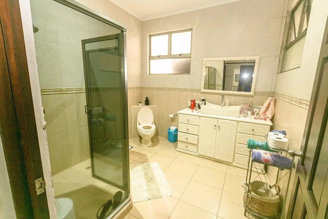 LUXURY BOUTIQUE HOME FOR SALE IN SAN RAMON GATED COMMUNITY - image 14