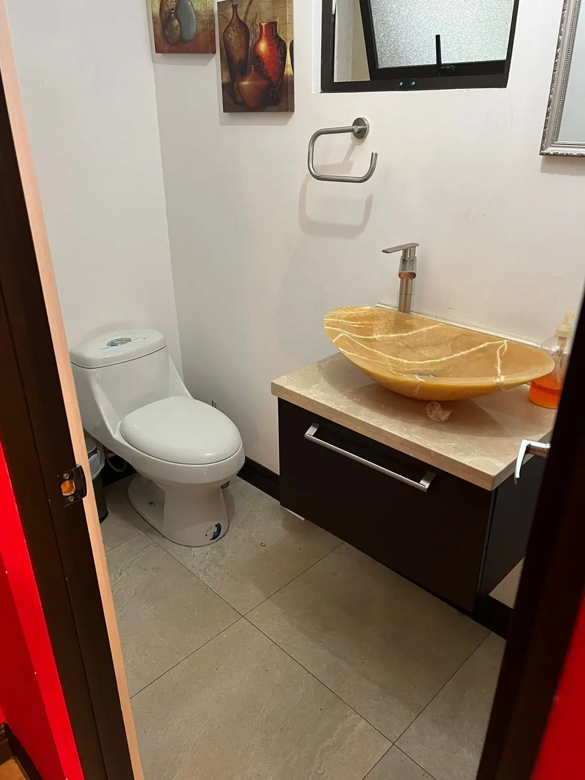 Santa Ana: 3-Bed Townhouse in Gated Community - Rent! - image 3