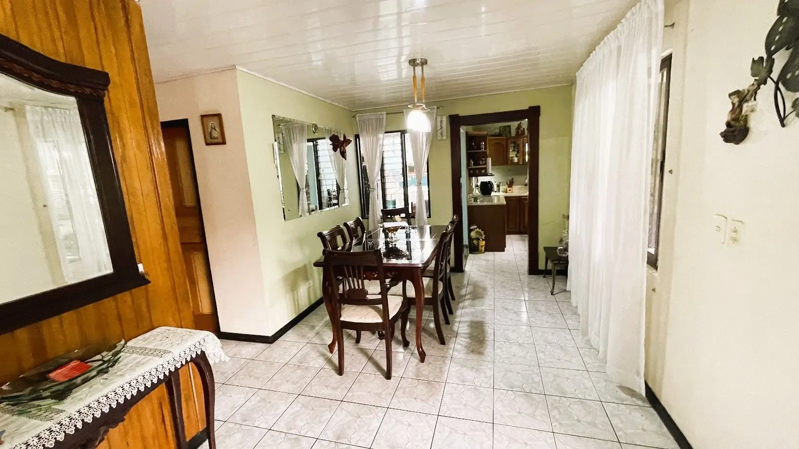 HOUSE FOR SALE IN BUENOS AIRES, PALMARES - image 2