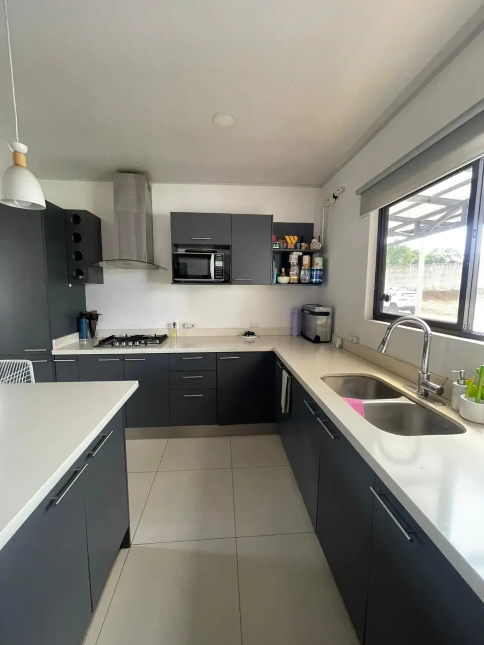 Modern 4-Bedroom Home in Grecia, Alajuela - Your Costa Rican Oasis - image 3