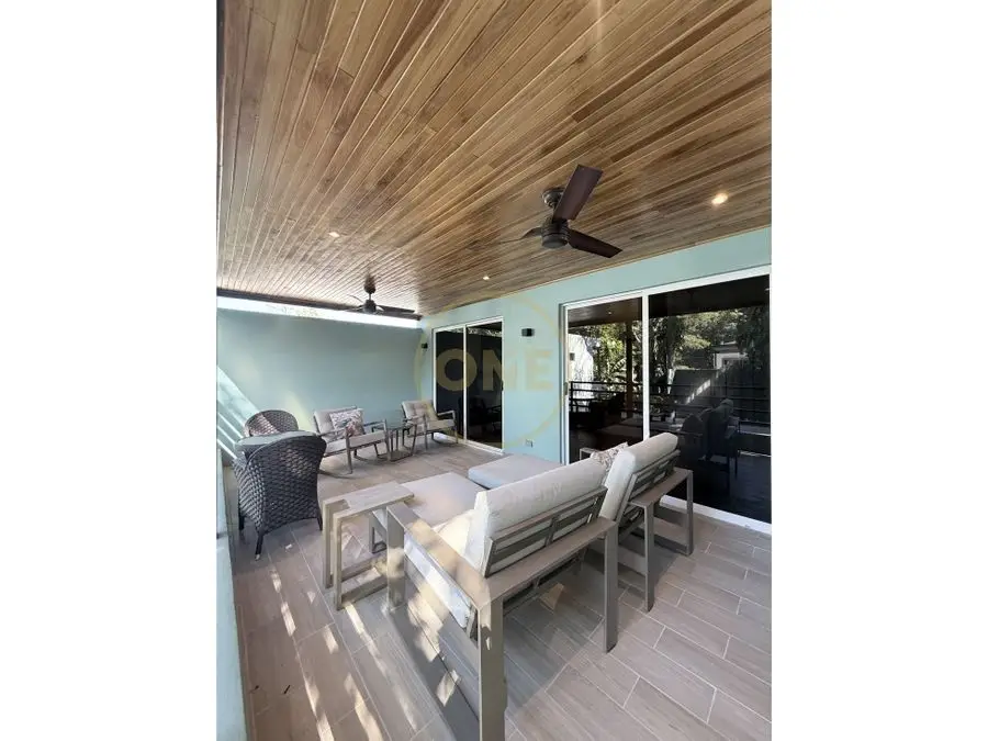 Modern 3-Bedroom Home in Jacó: Coastal Living with Resort Amenities - image 6