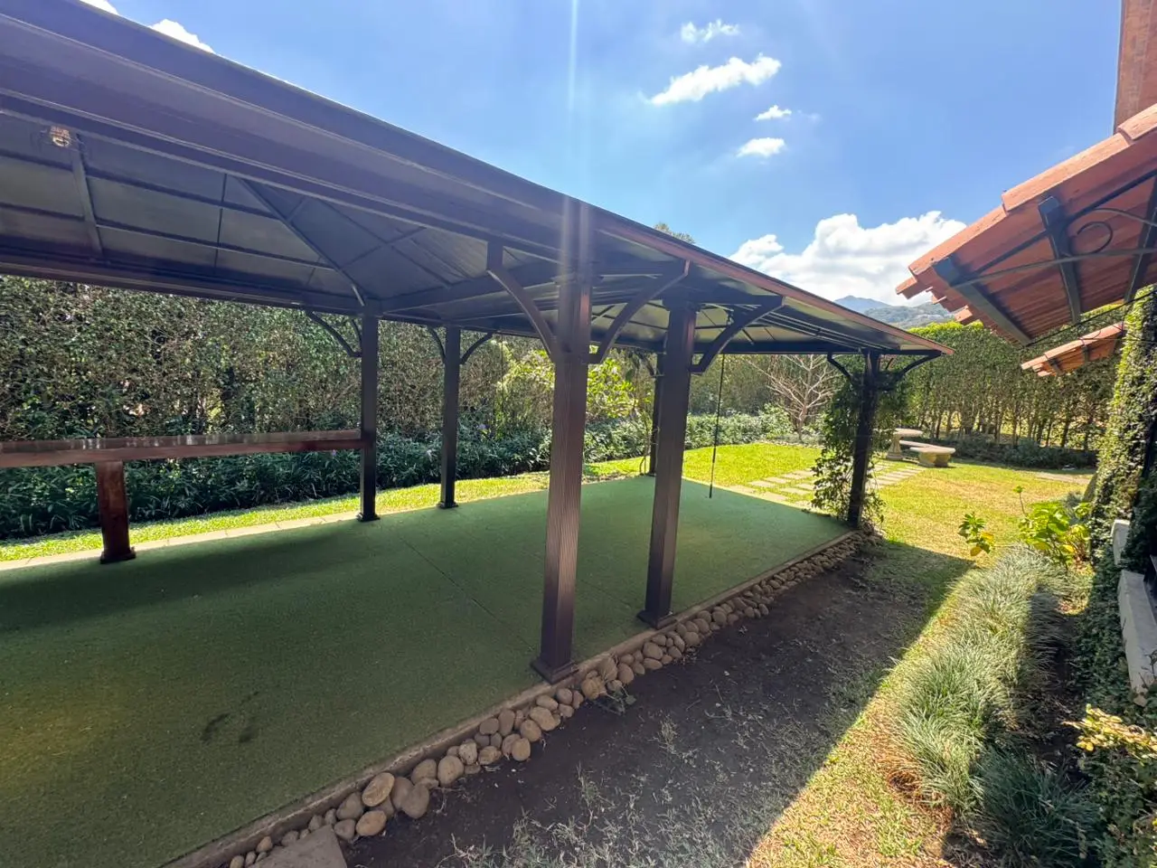 Residencia de Lujo con Vista a la Ciudad en Cerro Alto, Escazú - image 12