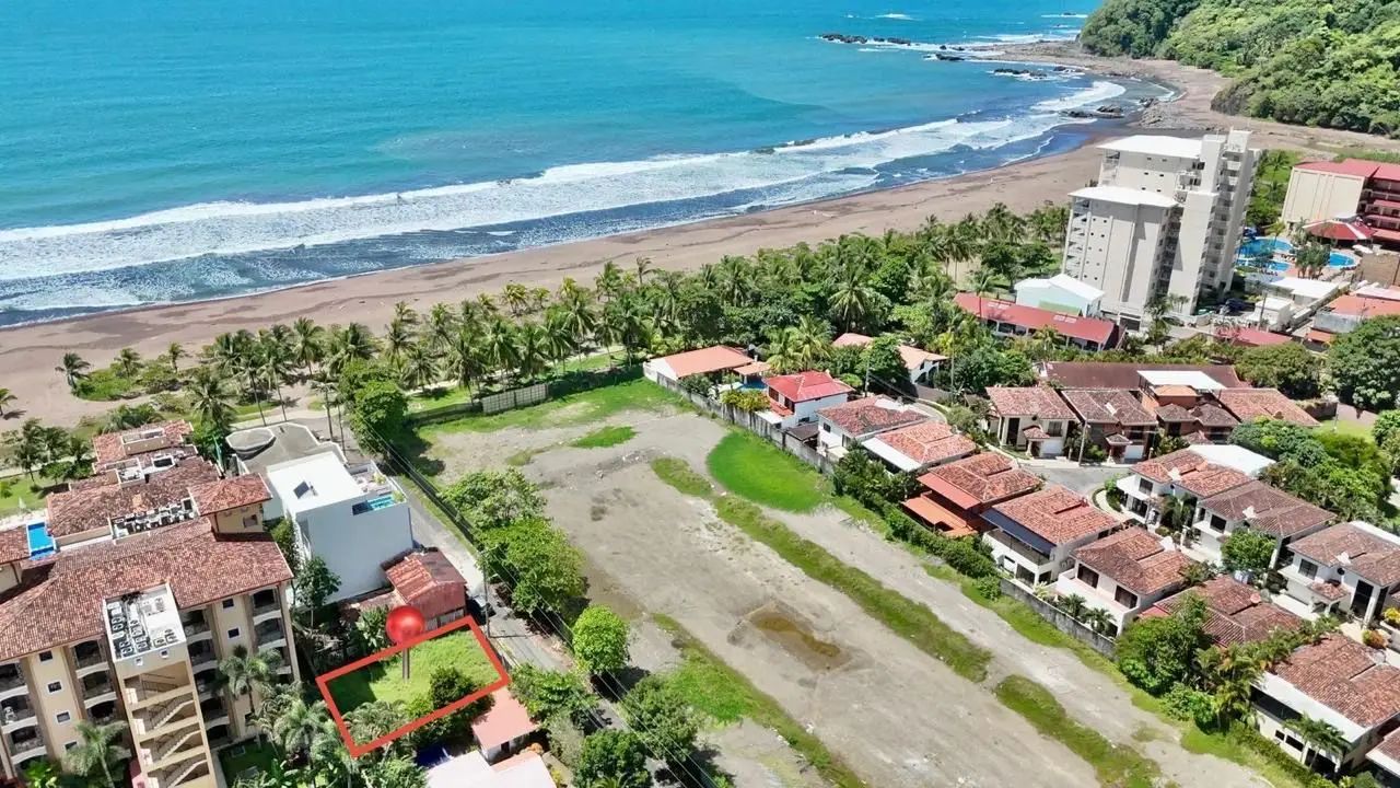 Lot just a few meters from Jaco Beach - image 2