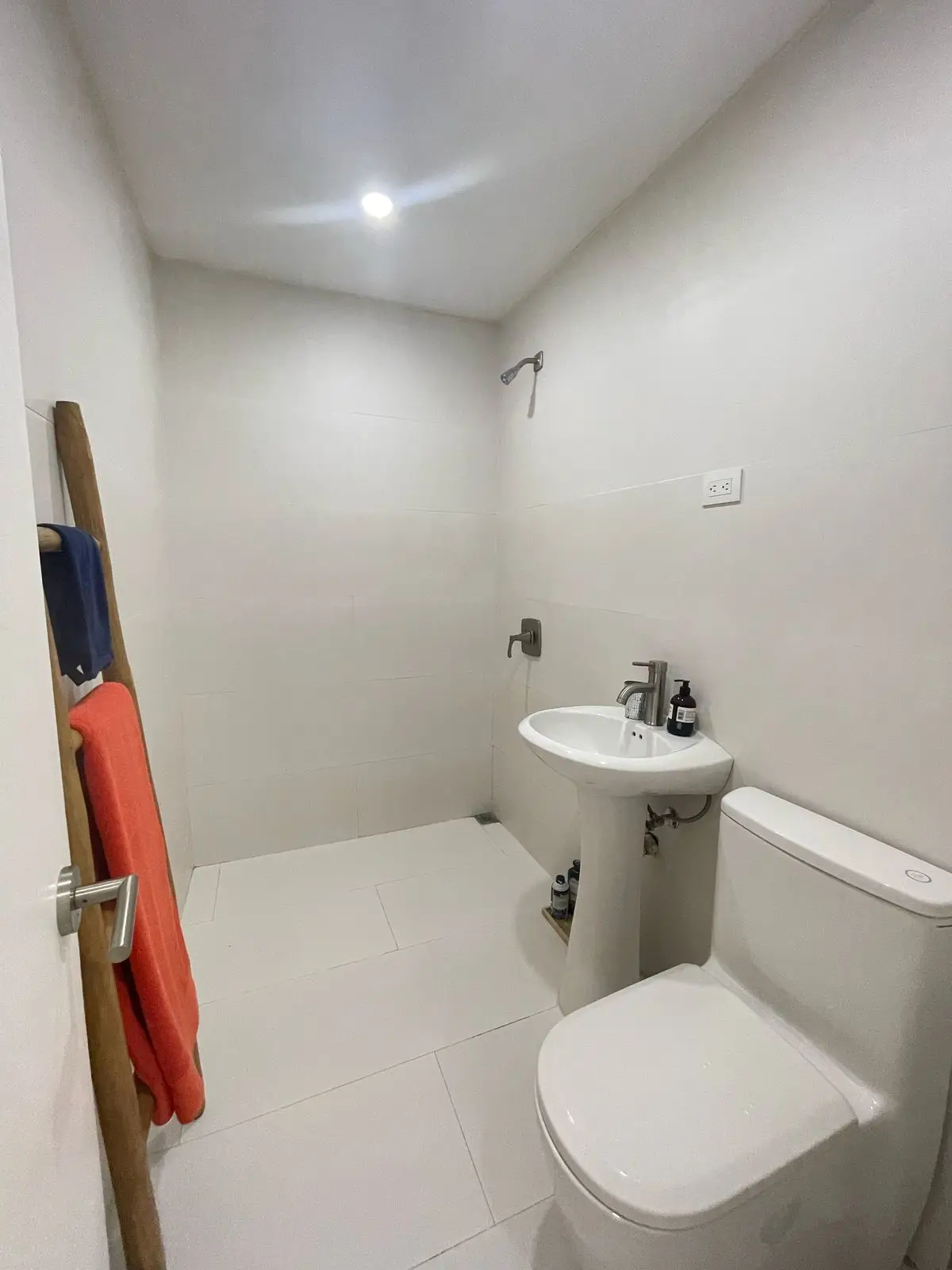 For Sale: 2 house Estate in the Mountains of Escazú - image 11