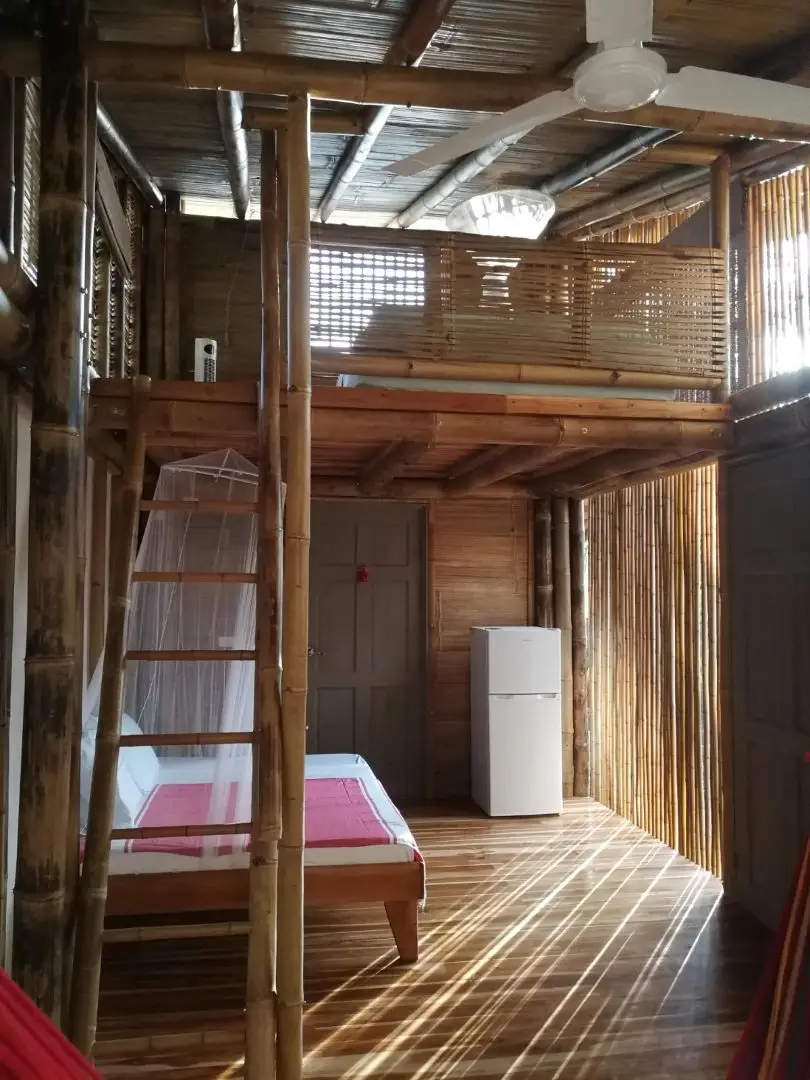 Walk to Beach 400m2 Property in Playa Hermosa   - image 9