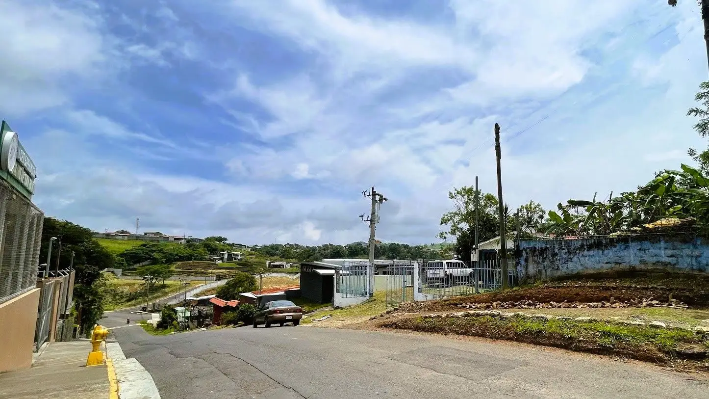 HOUSE & LARGE LOT FOR SALE IN SAN ISIDRO, SAN RAMON - image 14