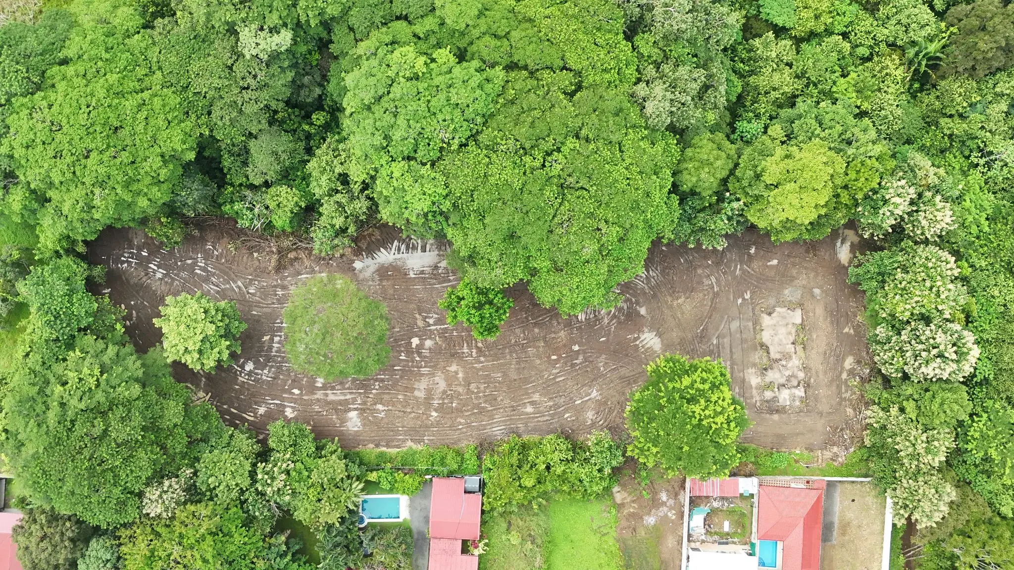 Prime Land for Sale in Tárcoles, Costa Rica - Ideal Development Opportunity! - image 4