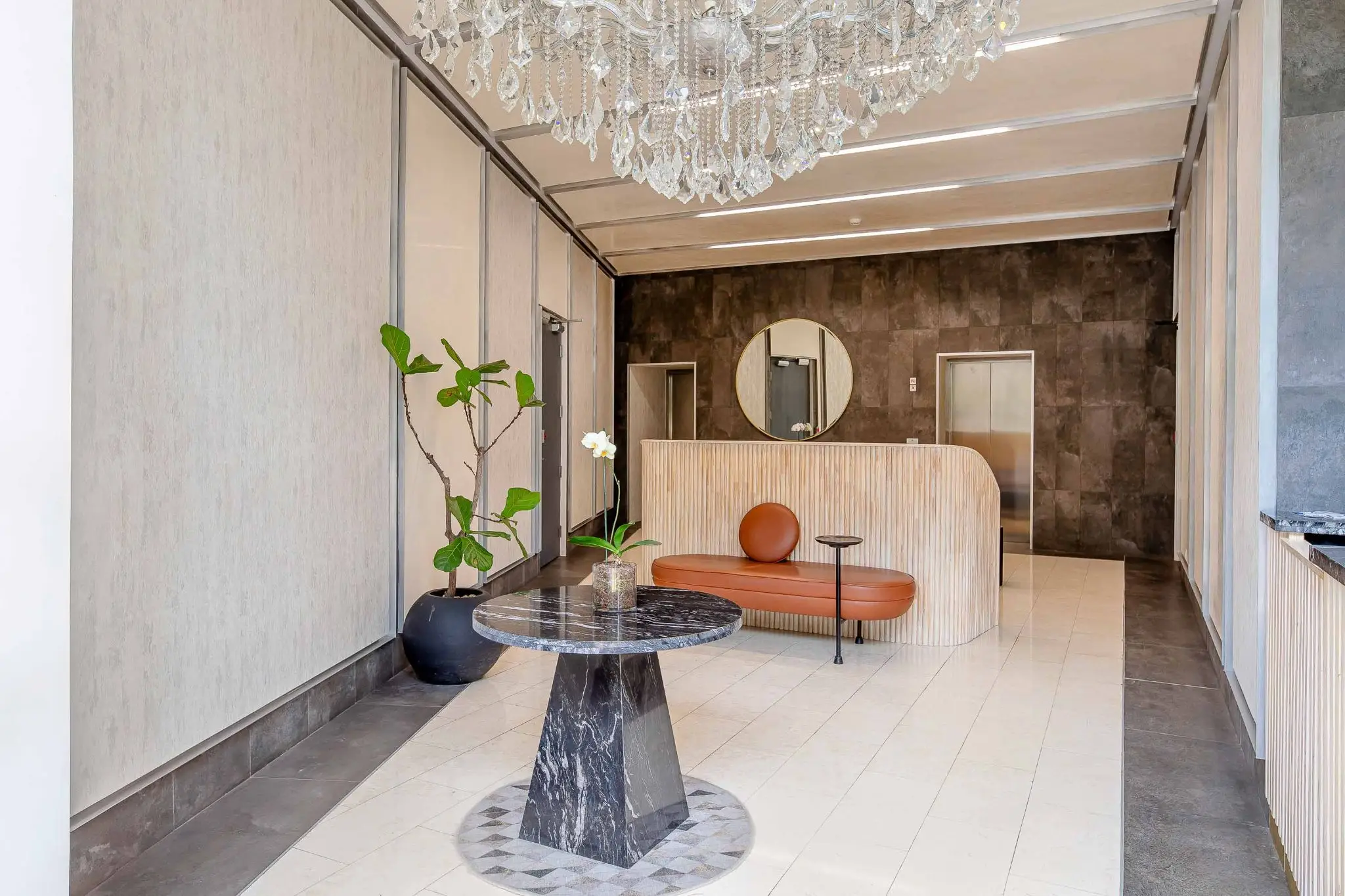 Luxury 3 bedroom Apartment in Nunciatura - image 12