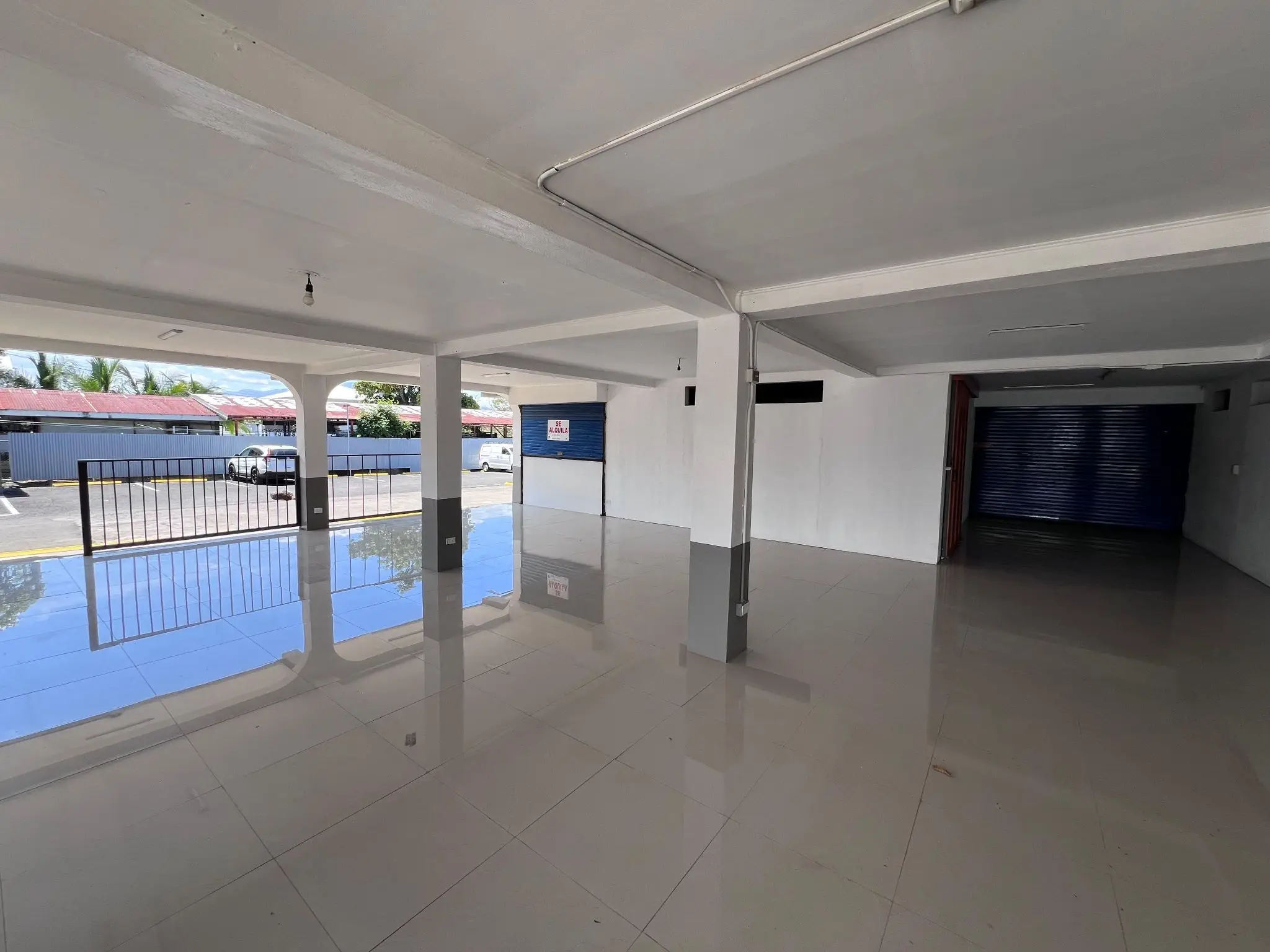 Alajuela Commercial Building: Prime Investment Opportunity - image 2