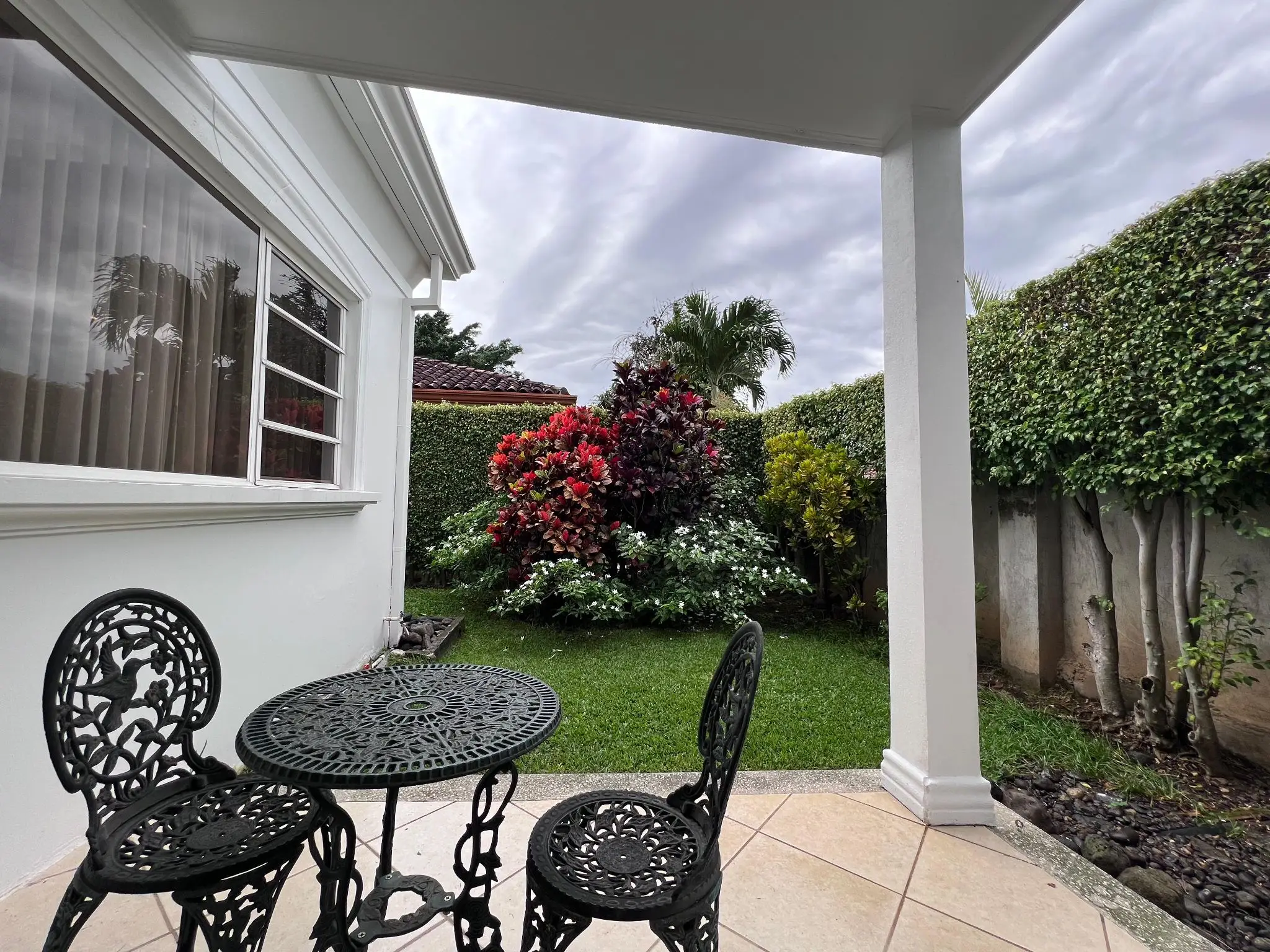 Luxury Home in Bosques de Lindora, Santa Ana - image 13
