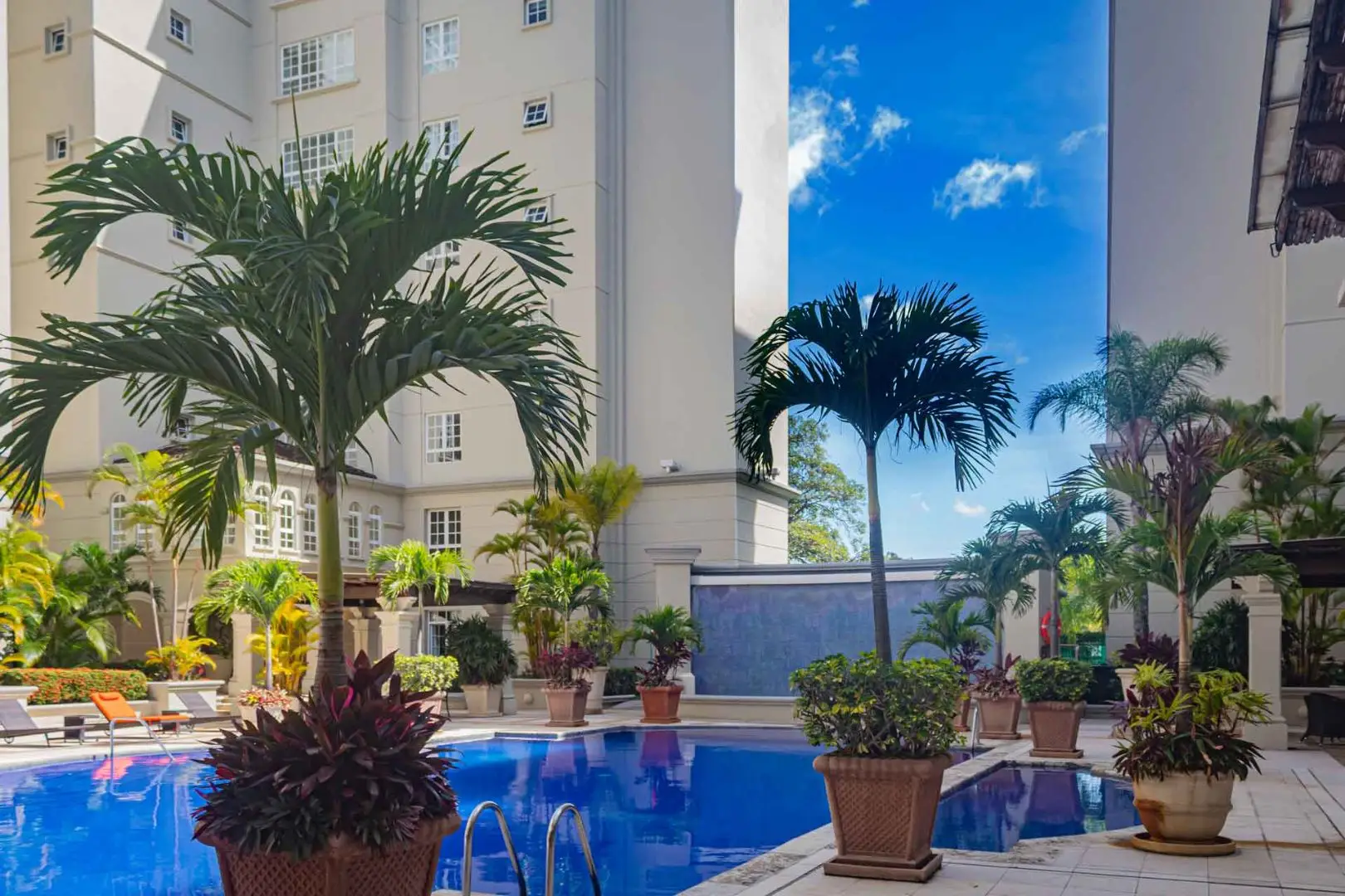Modern 1-Bedroom, 2-Bath Rental in Exclusive Escazú, San Rafael - image 12
