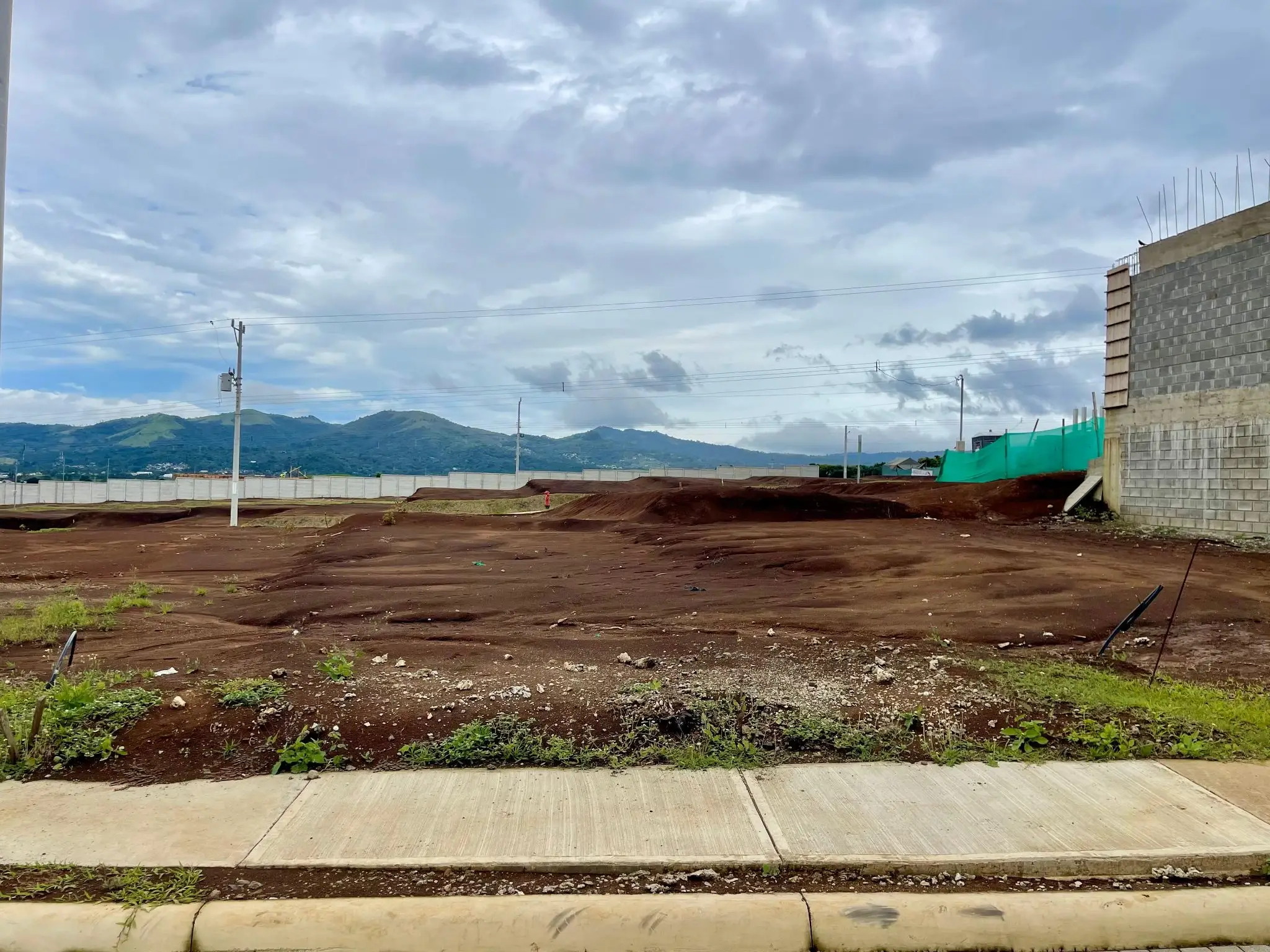 Prime 161m² Lot for Sale in Grecia, Alajuela - Build Your Dream - image 1