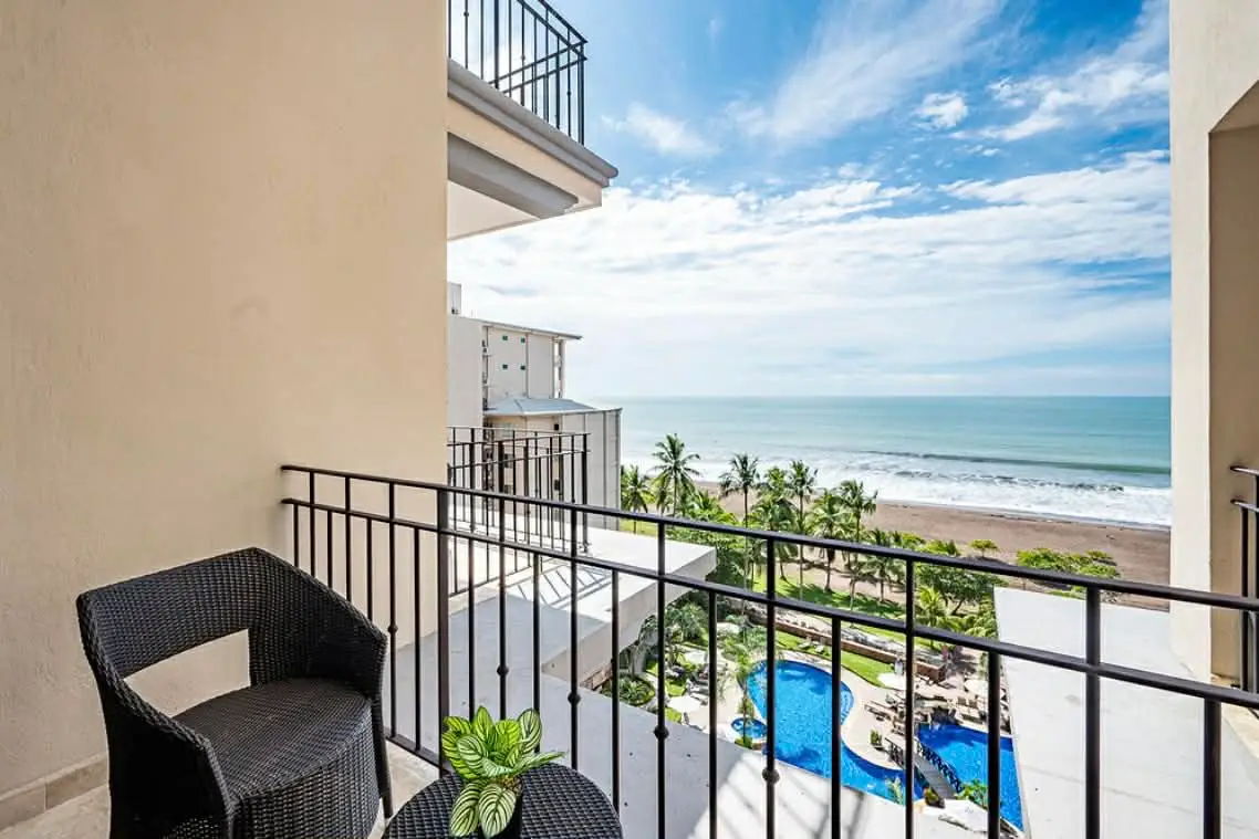 Beachfront Ocean View 1-BR Condo at Croc’s Resort & Casino – Jacó - image 7