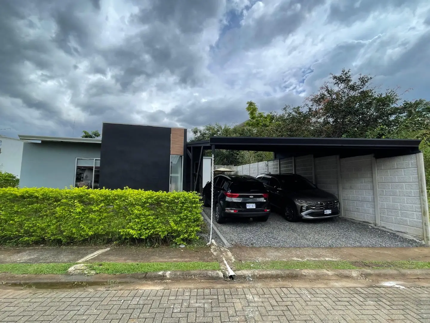 Casa Moderna en Grecia, Costa Rica - Cond. La Viña - image 6