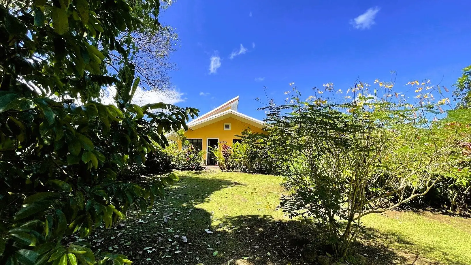 HOUSE FOR SALE IN VALLE AZUL – NEAR LA FORTUNA, COSTA RICA - image 11