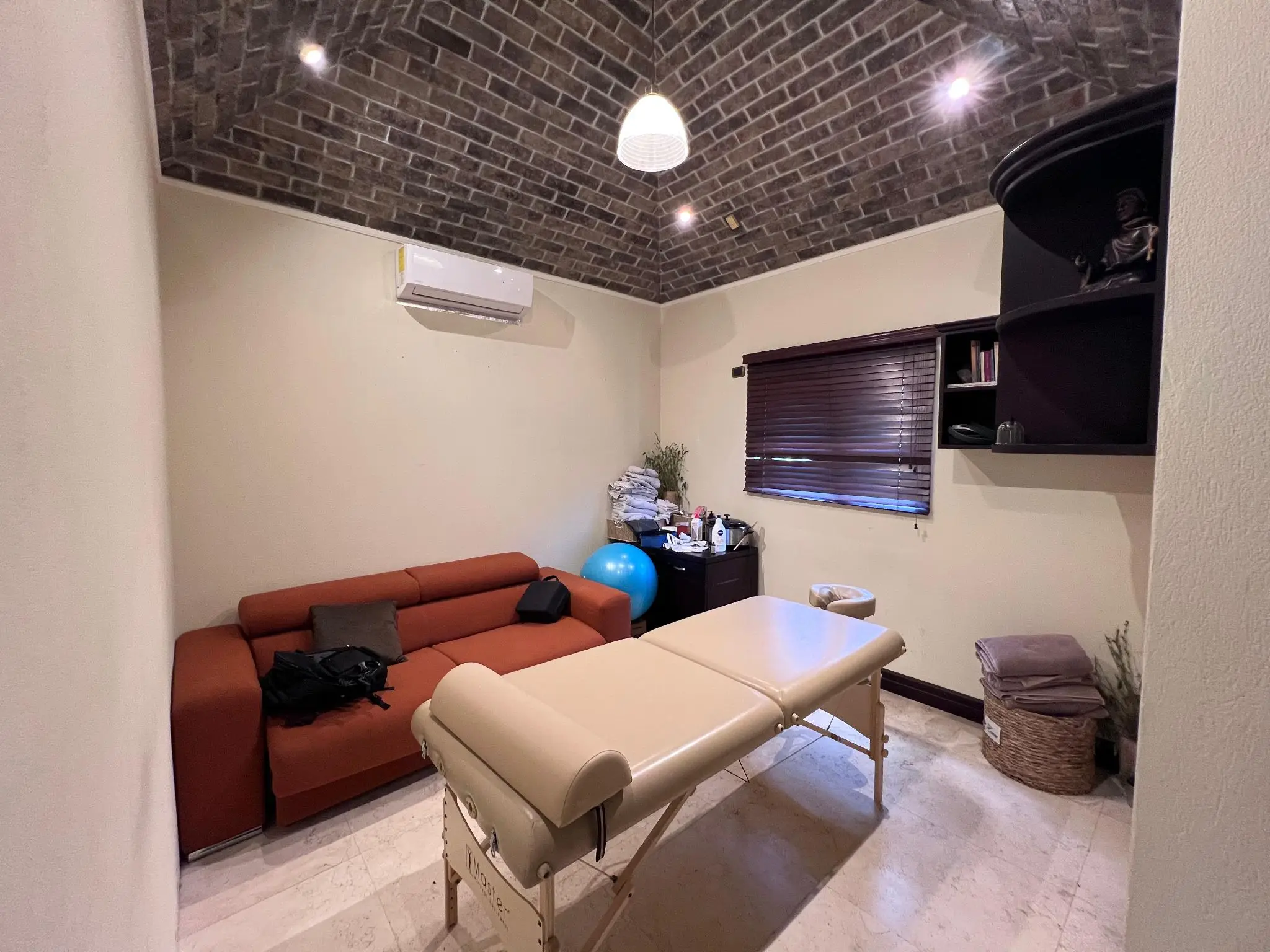 House in Hacienda del Sol  - image 6