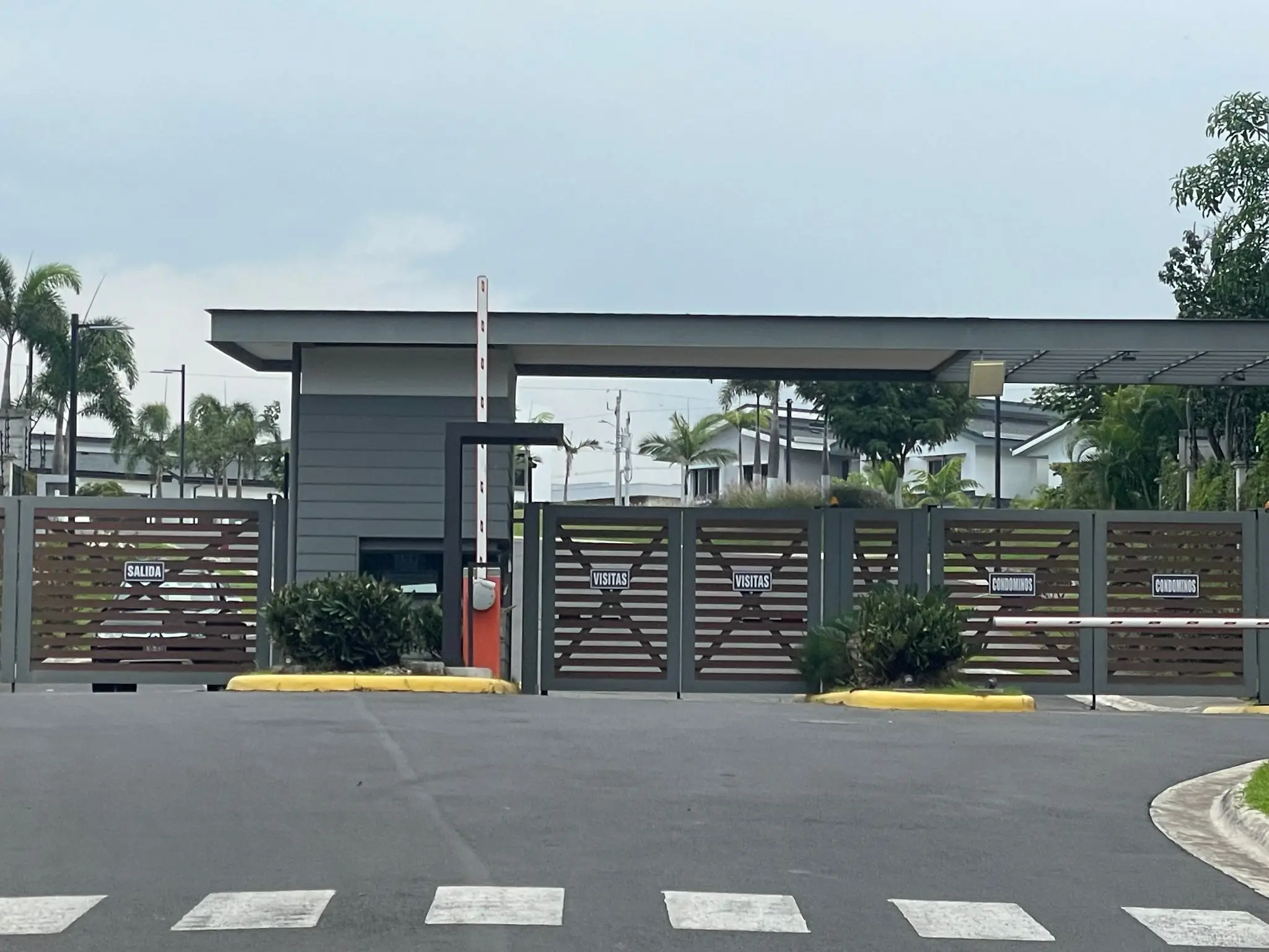 Sale / Beautiful lots in Condominium, San Rafael, Alajuela - image 3