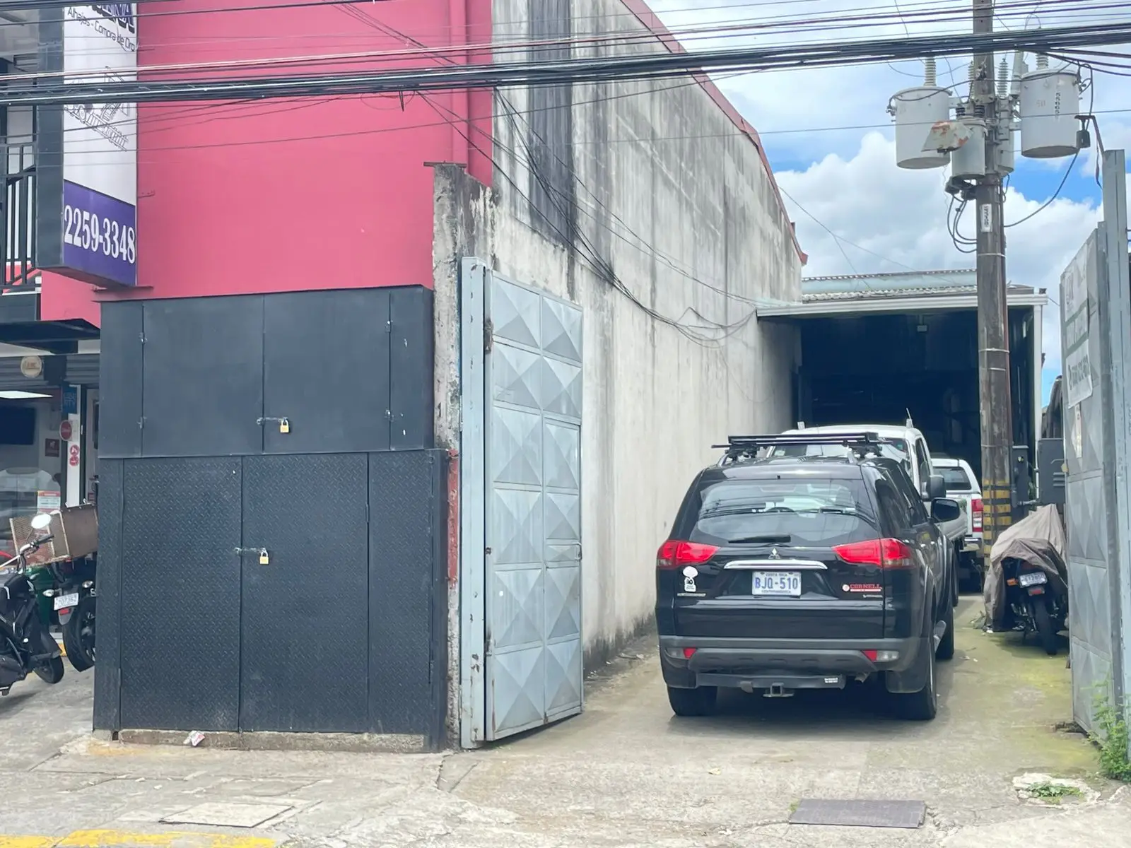 For SALE: Industrial Warehouse in Desamparados - image 8