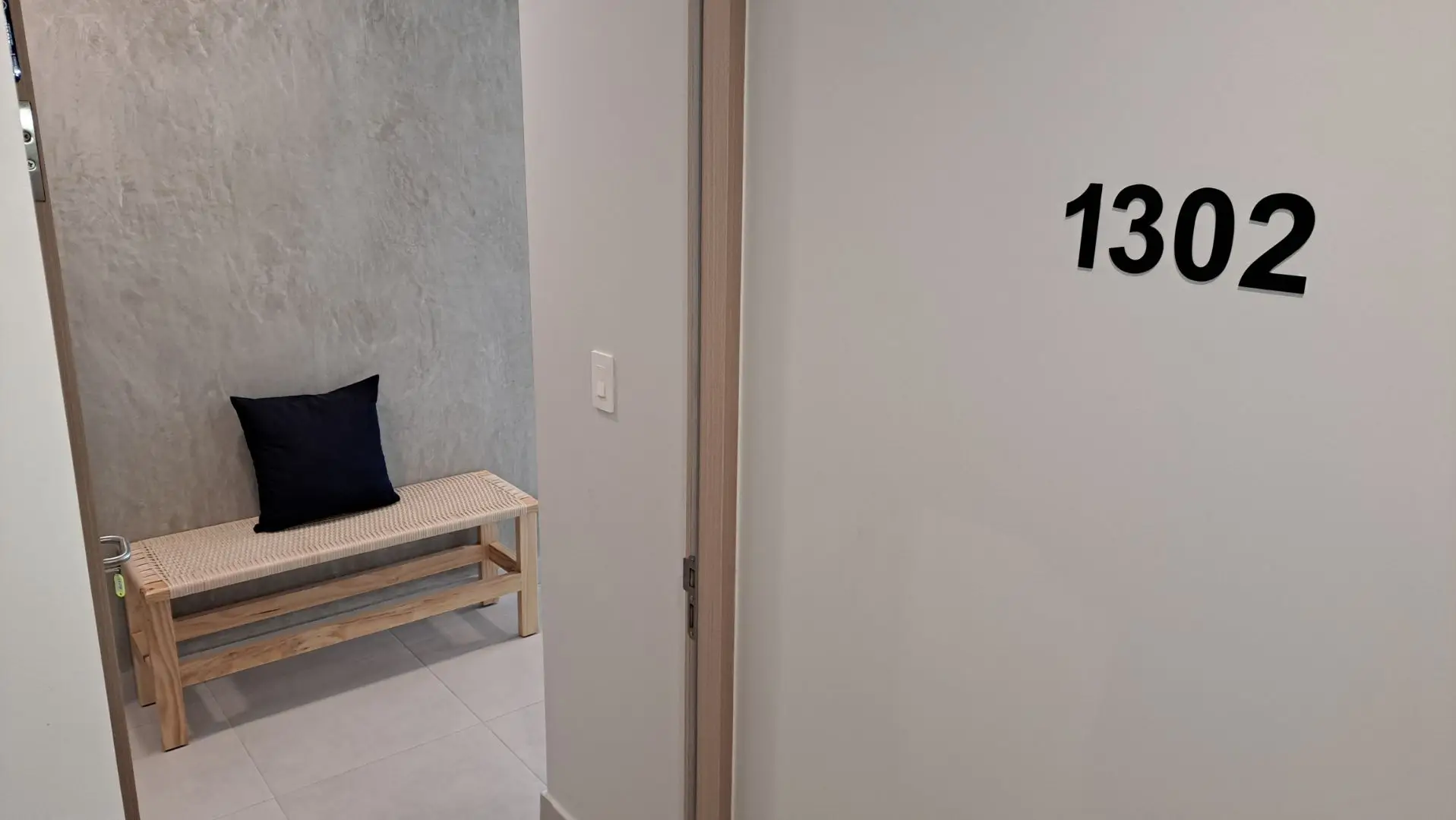 Torres del Mar 1302 New Jacó Condo: 2 Bed, Steps to Beach, Modern Design - image 5