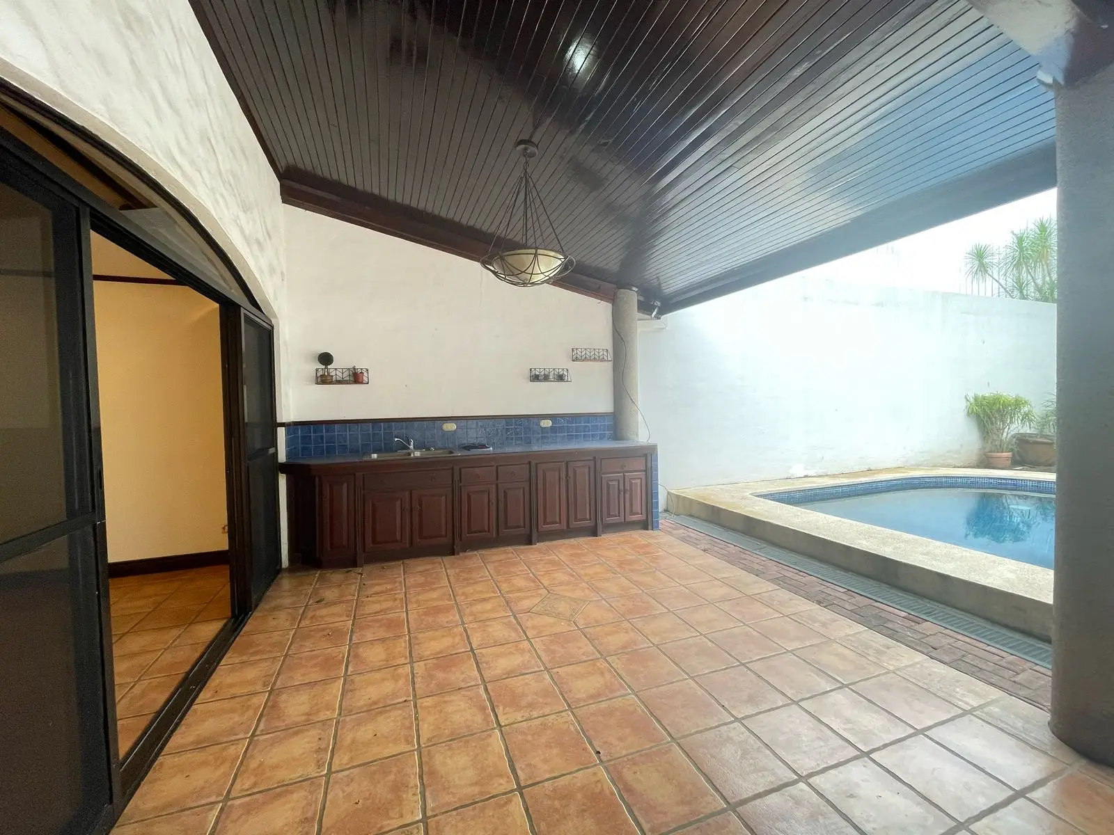 For Sale - House in Gated Community, Santa Ana - image 8