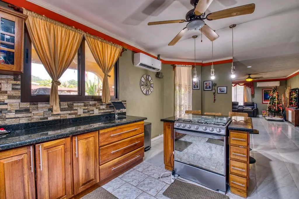 Discover this beautiful property in the heart of Jaco, a home built in the classic Costa Rican style  - image 12