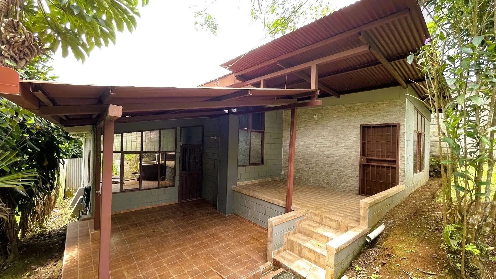 HOUSE FOR SALE IN PALMARES, ALAJUELA  - image 3