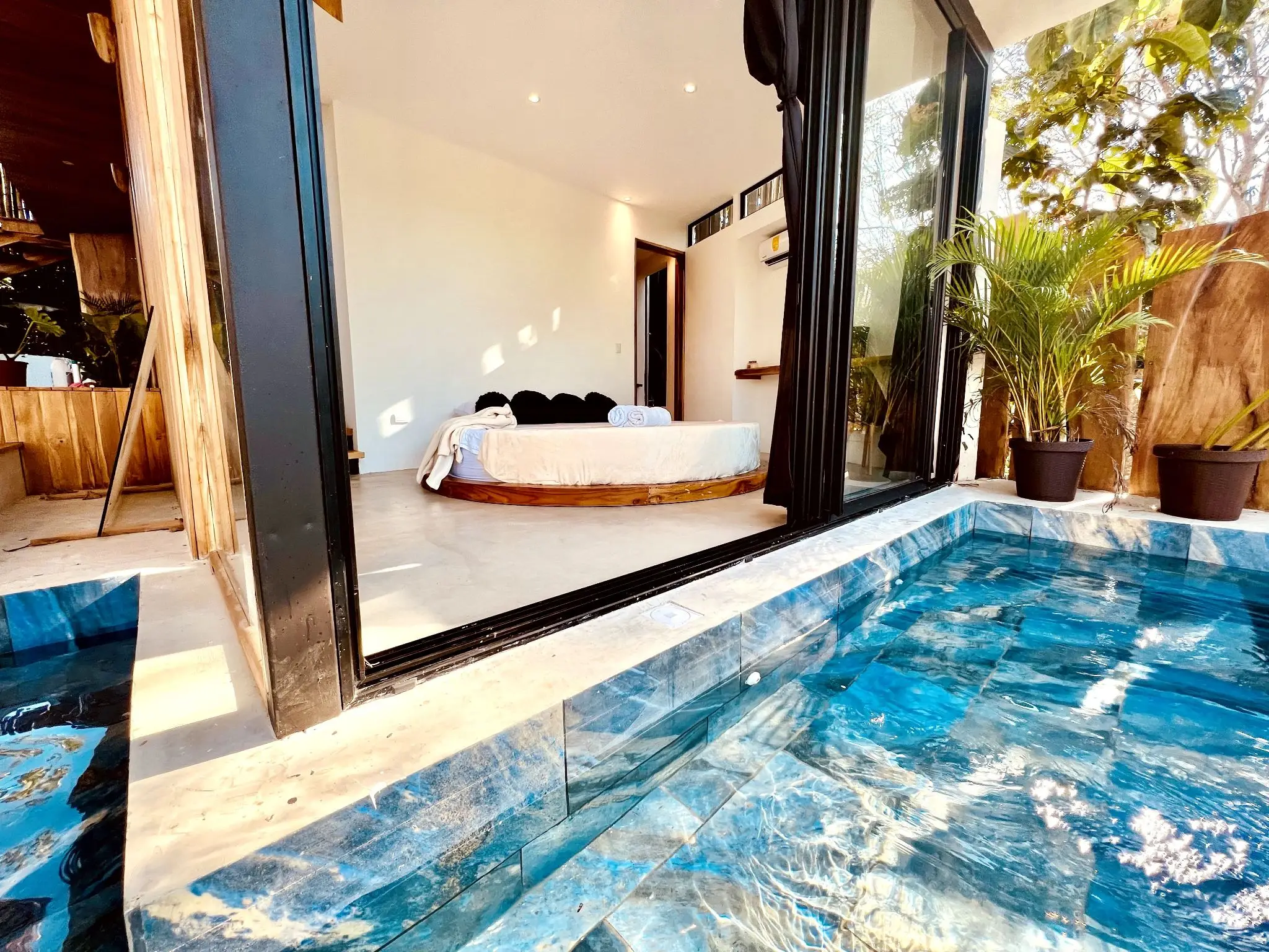 Income Producing Eco Lodge Near Santa Teresa & 7 minutes to Hermosa  - 13 bedrooms  - Yoga Deck , Spa, Sauna  | Proven Success for Investors - image 7