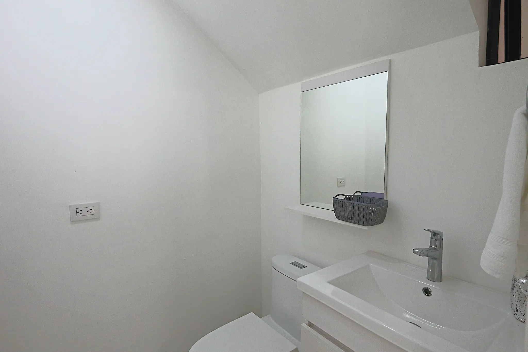 For Sale: Modern 4-Bedroom Home in Secure Gated Community - image 11