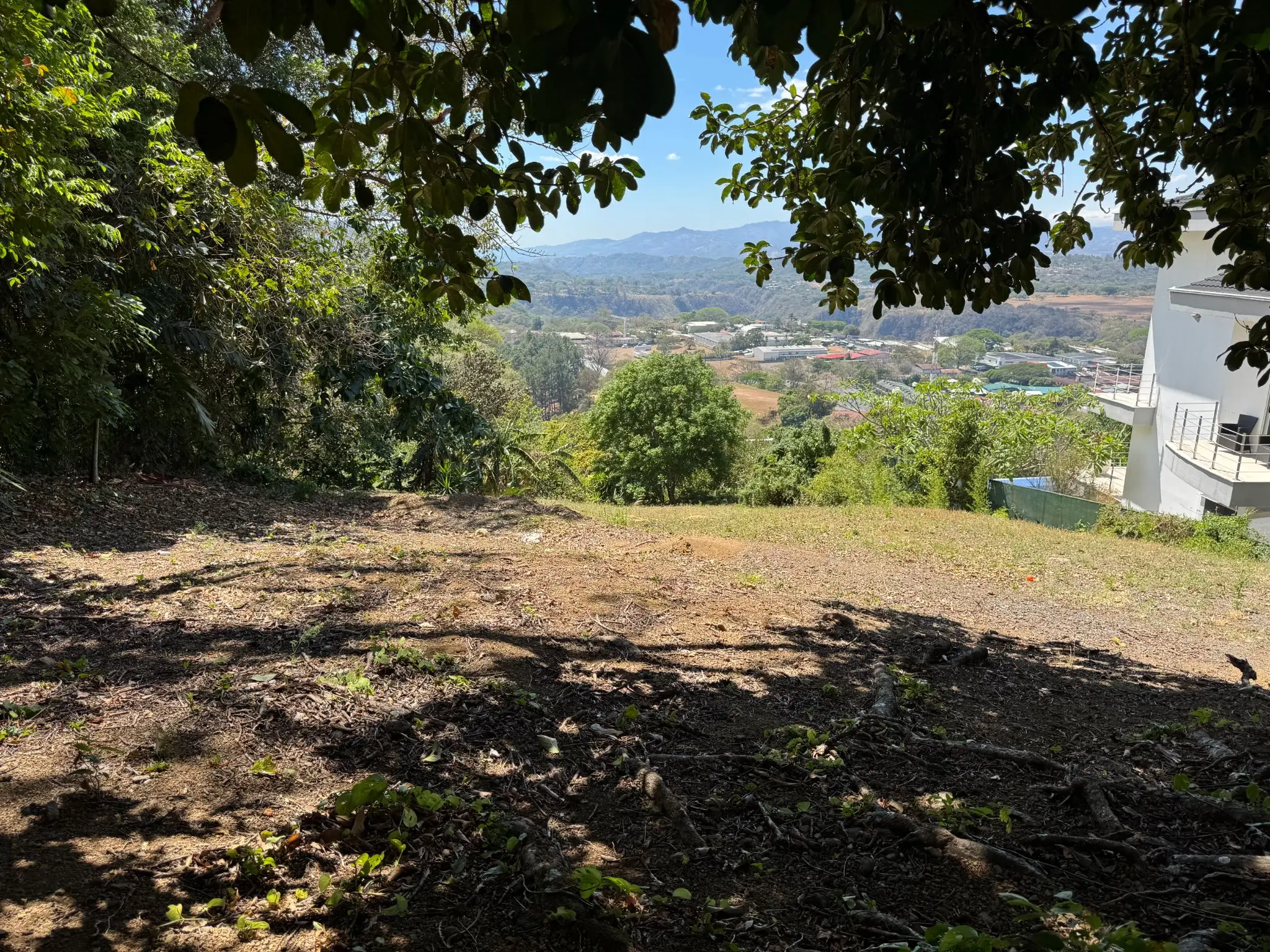 Sale / Impressive Lot in The Altamira Condominium, Ciudad Colon, San Jose  - image 5