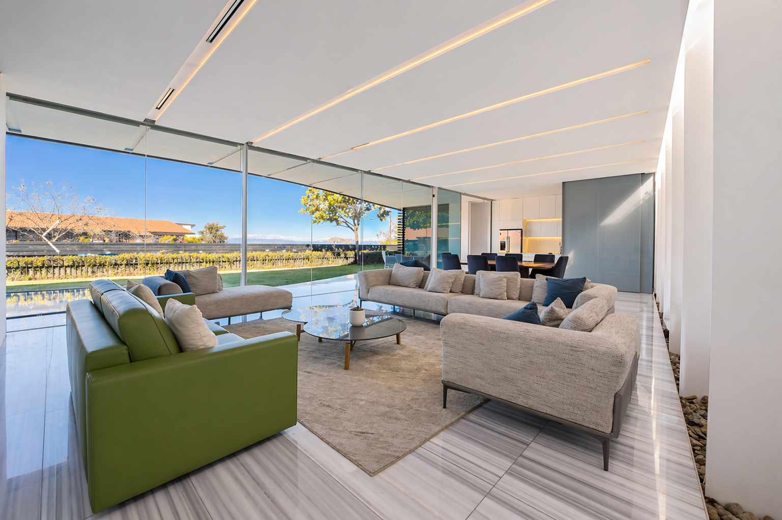 Sale & Rent / Costa Rica Modern Luxury Villa: 5-Bed, 5-Bath Oasis with Infinity Pool & Panoramic Views, Santa Ana, San Jose 🇨🇷 - image 9