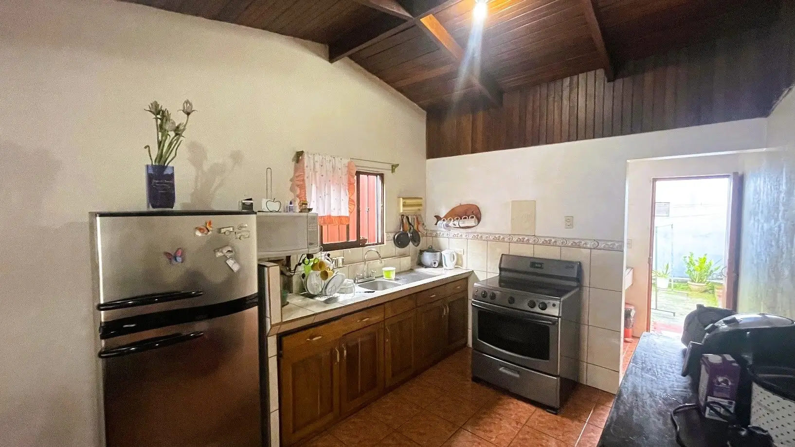 HOUSE WITH COMMERCIAL POTENTIAL FOR SALE IN SAN RAMON, ALAJUELA - image 8