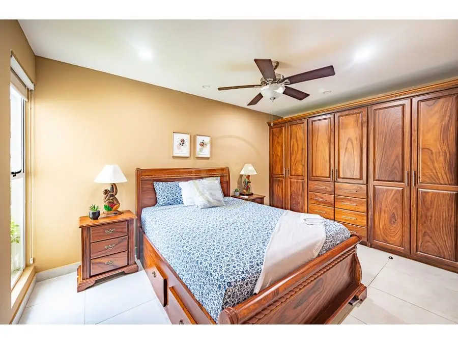 Modern 4-Bedroom House in Jacó: New Build with Spacious Living & Outdoor Oasis - image 6