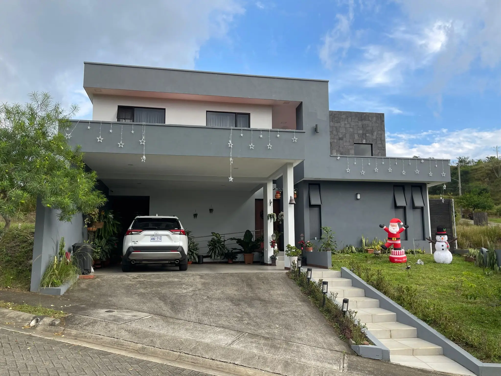 Modern 4-Bed House with Private Pool in Montezuma, Grecia, Alajuela | Built 2022 - image 6