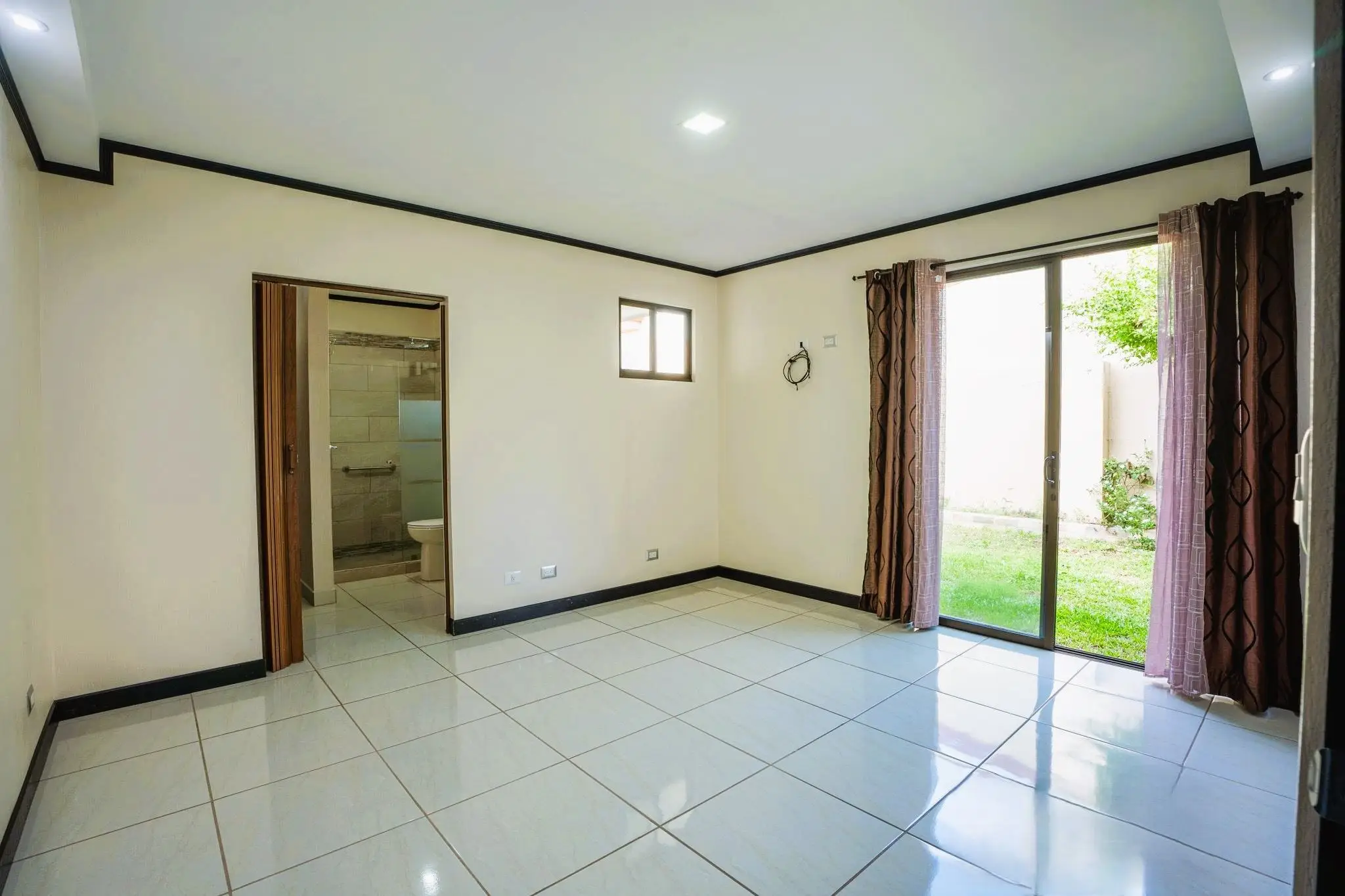 BEAUTIFUL HOUSE FOR SALE IN SAN RAMON, ALAJUELA - image 11