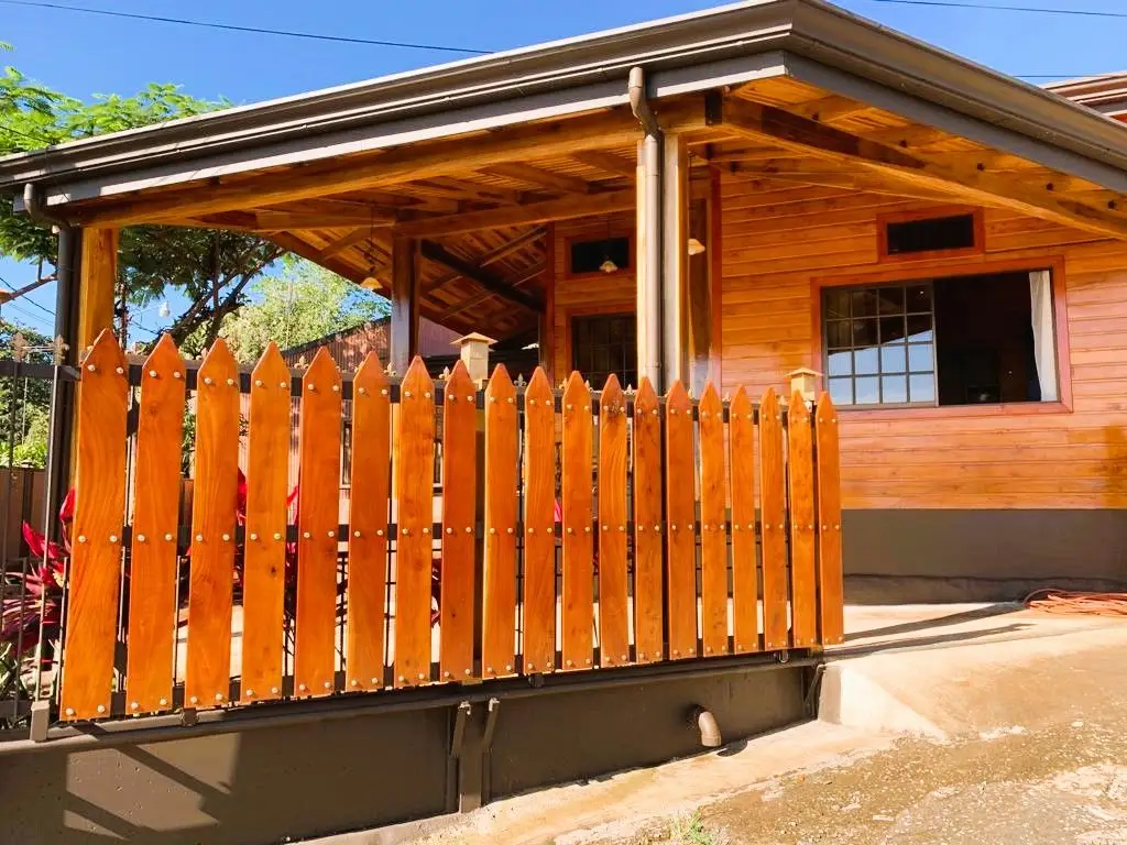 LOT FOR SALE WITH TWO HOUSES IN ATENAS, ALAJUELA - image 2