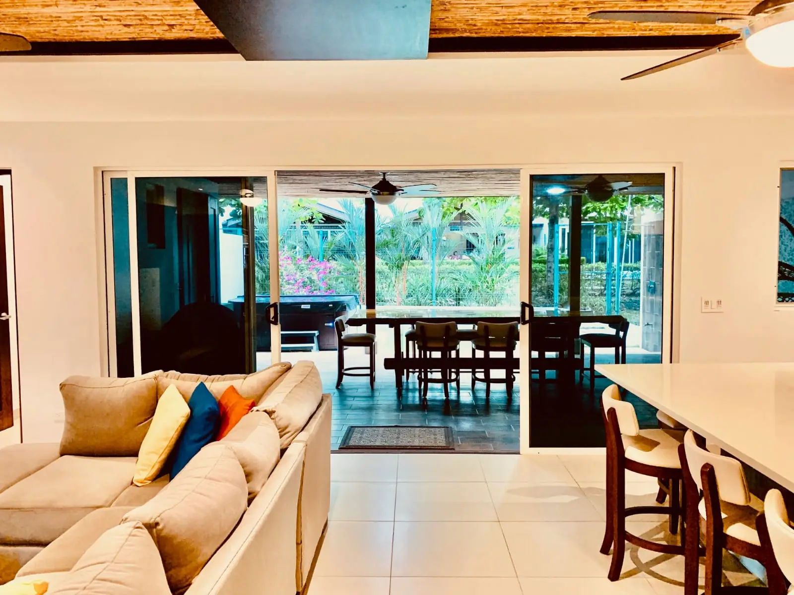 Stunning 4-Bedroom Turnkey Home in Prestigious Ciudad del Mar, Jaco - image 9
