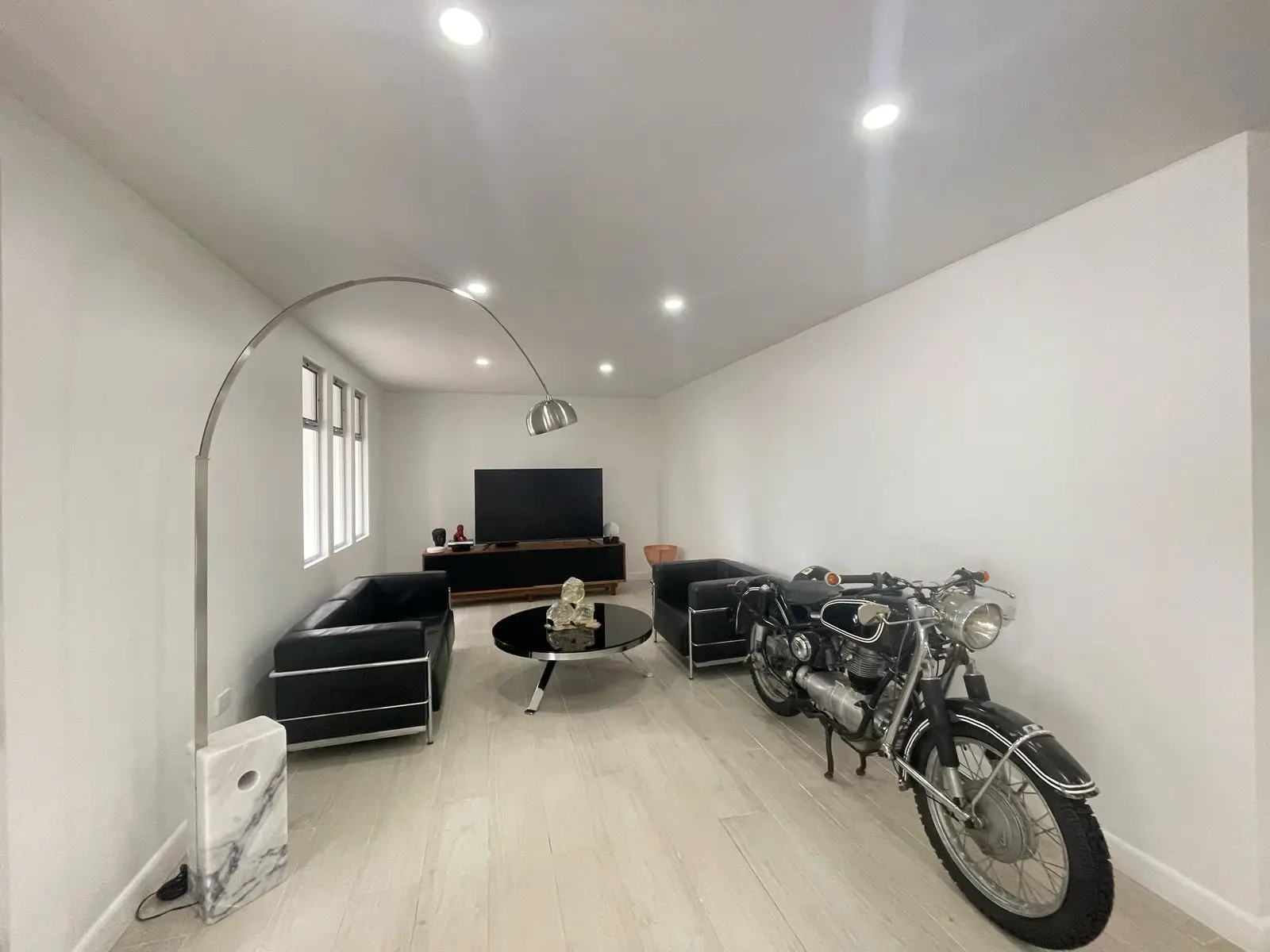 For Sale: 2 house Estate in the Mountains of Escazú - image 2