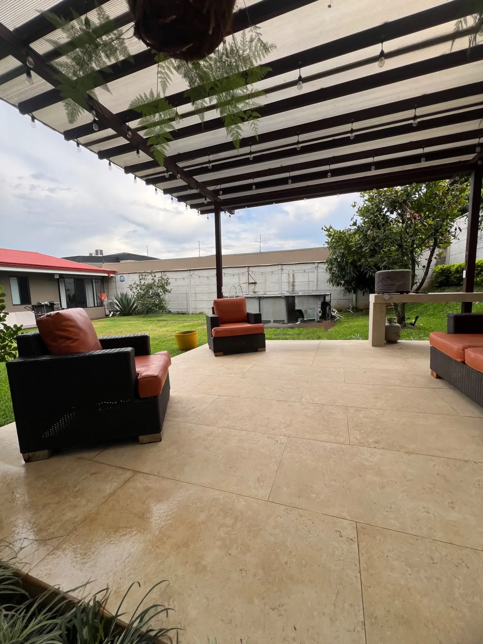 Modern Home in La Garita – Residencial El Bosque - image 4