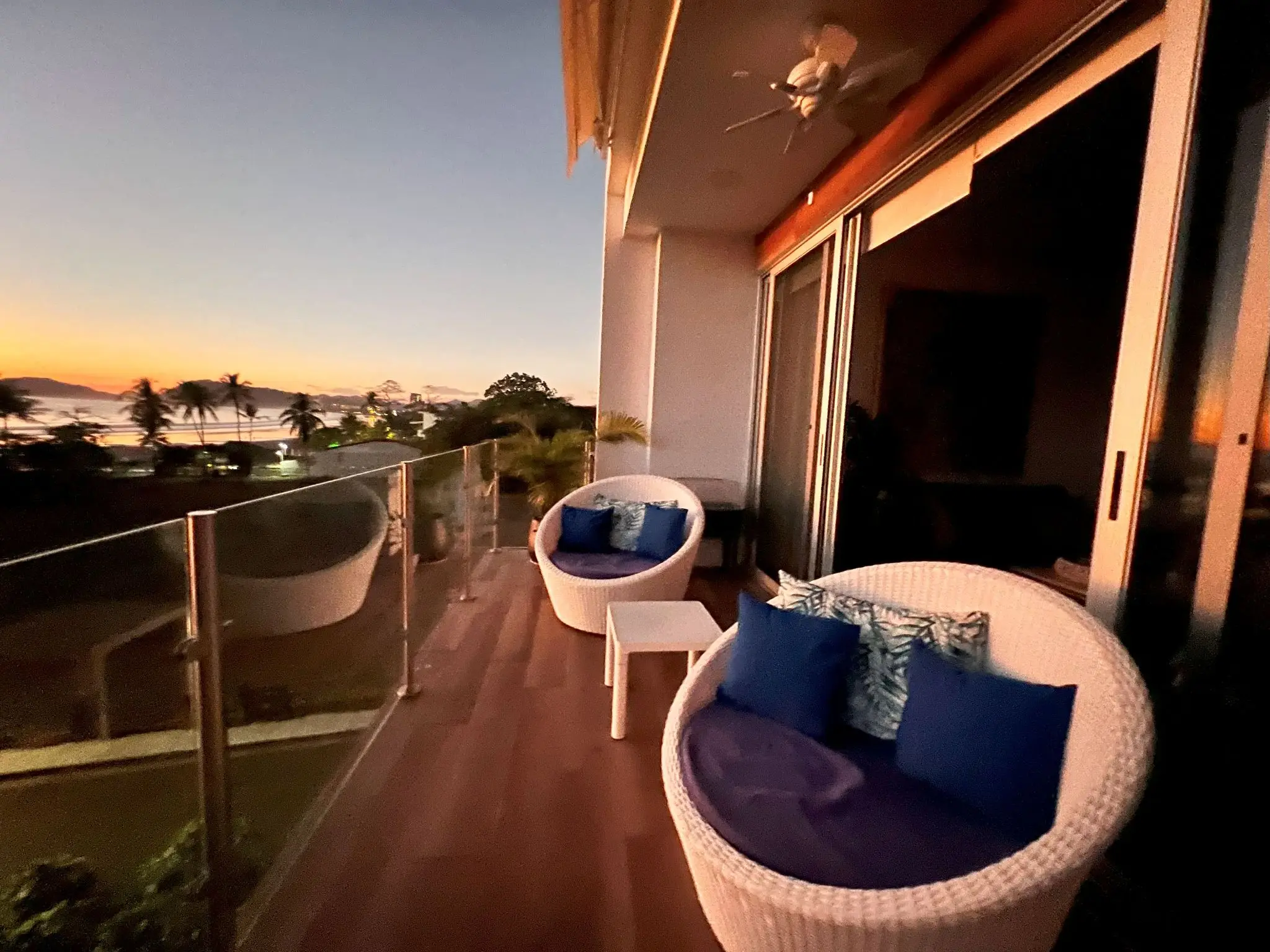 Stunning 2-Bedroom Oceanview Apartment for Sale in Sunset Blvd, Jaco Beach - image 8