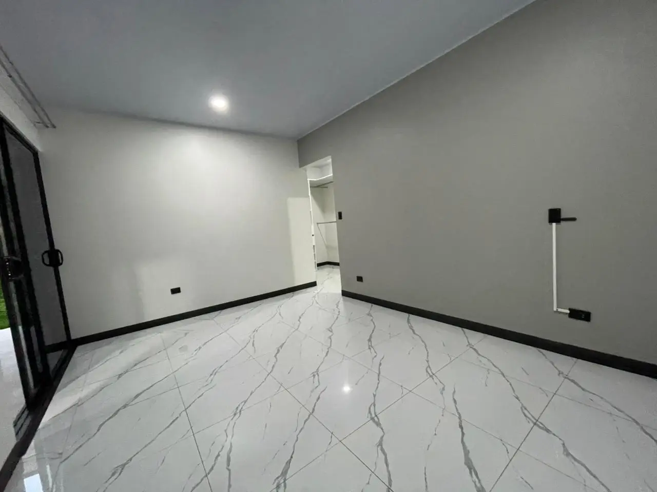 Charming 3-bedroom house in Grecia, Alajuela - USD 152,000 - image 4