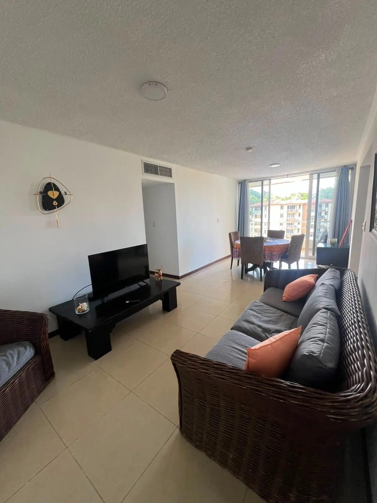  3-Bedroom Penthouse in Secure Jacó Gated Community, Costa Rica - image 3