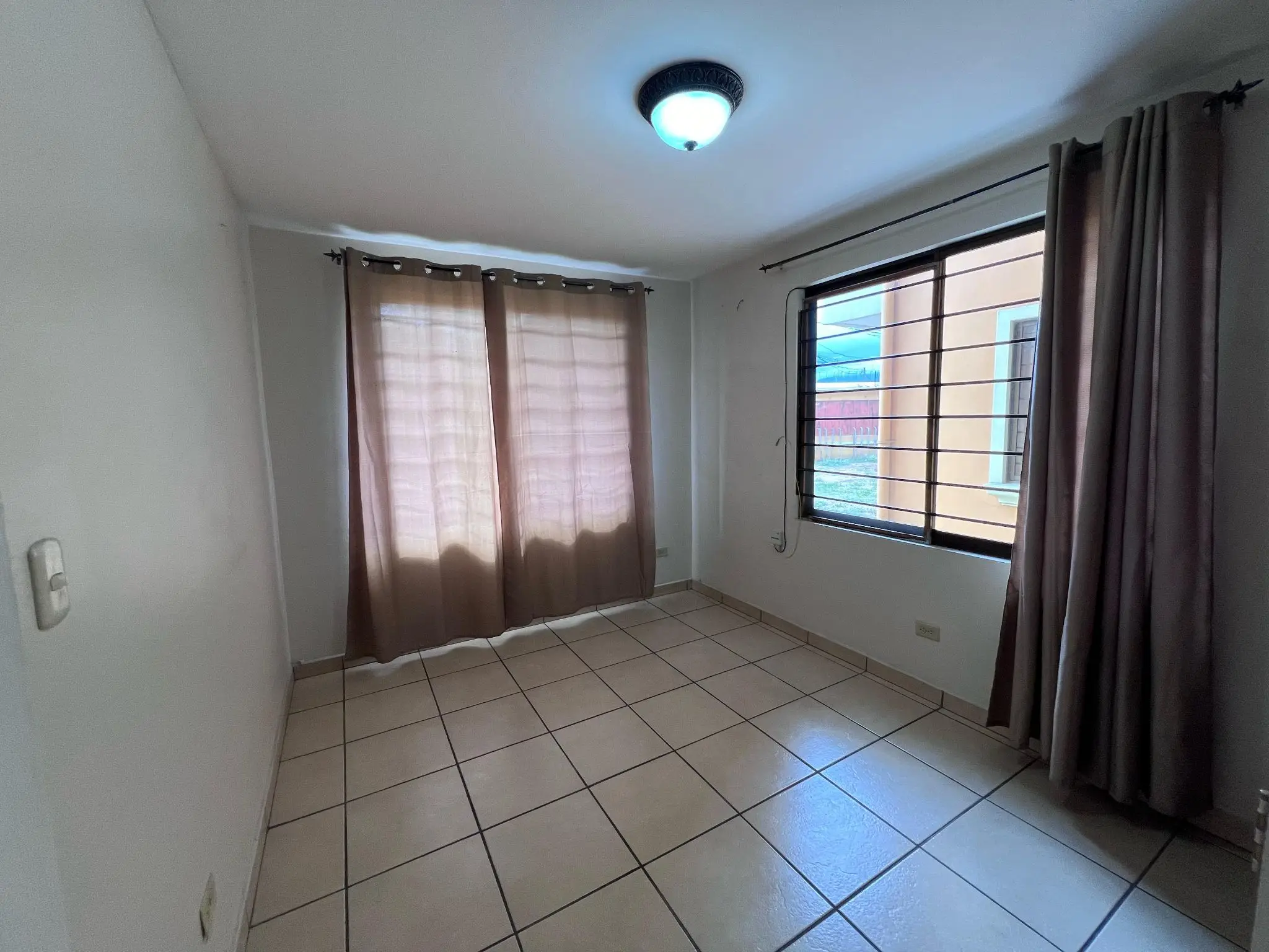 Residential Apartment Building for Sale – San Antonio de Belén - image 9