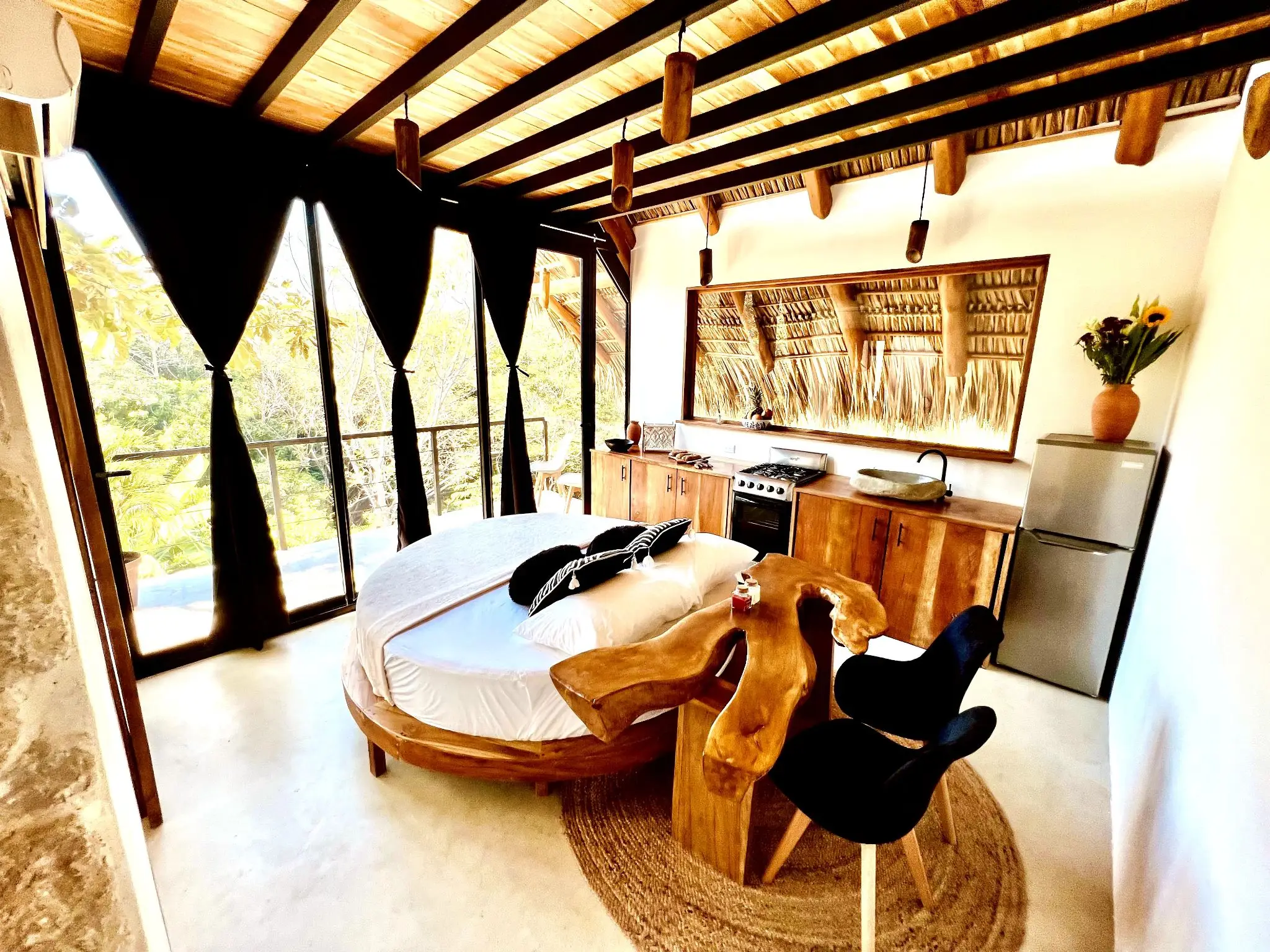 Income Producing Eco Lodge Near Santa Teresa & 7 minutes to Hermosa  - 13 bedrooms  - Yoga Deck , Spa, Sauna  | Proven Success for Investors - image 12