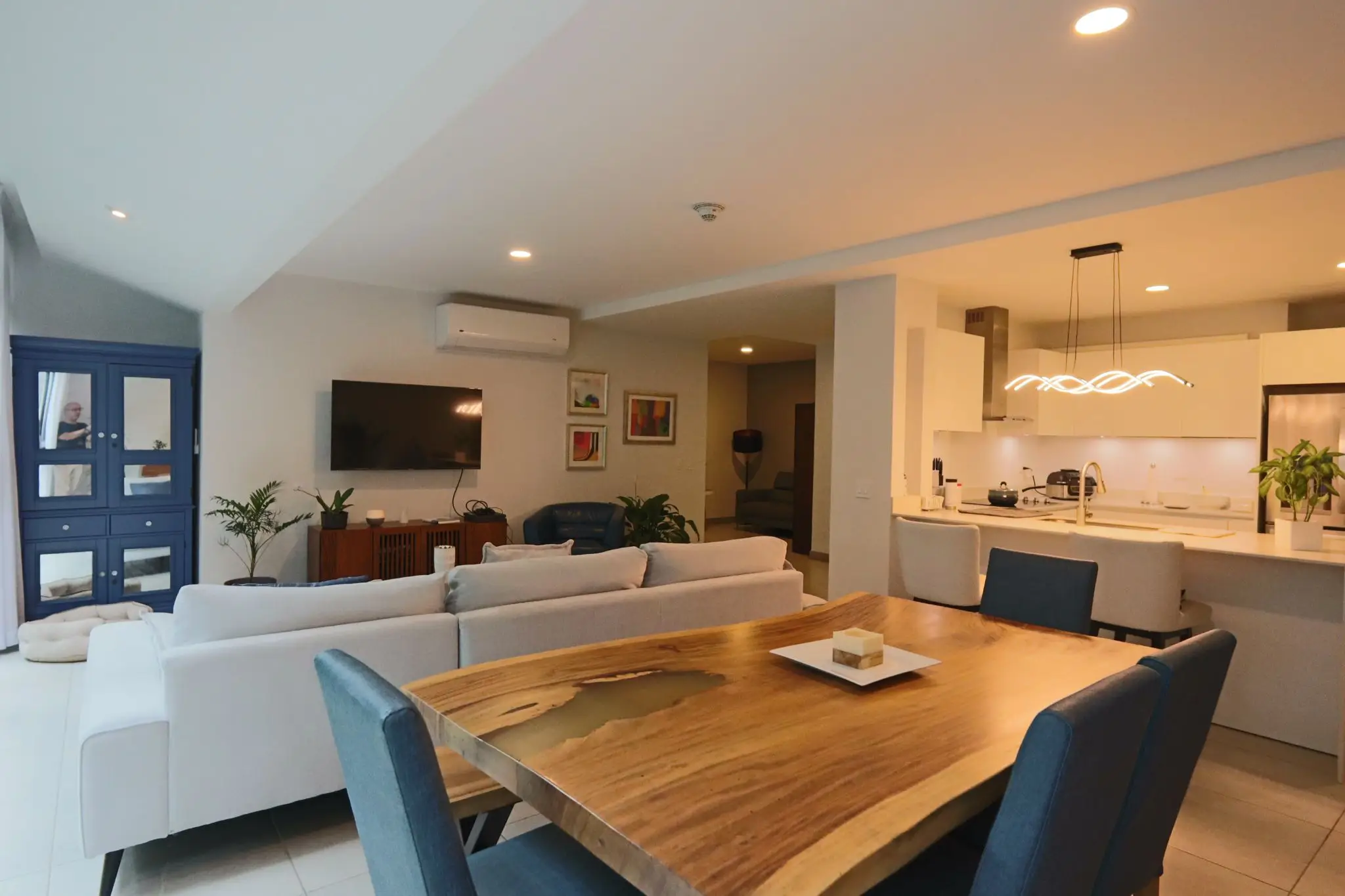  Modern Apartment with Private Garden in the Heart of Escazú - image 4