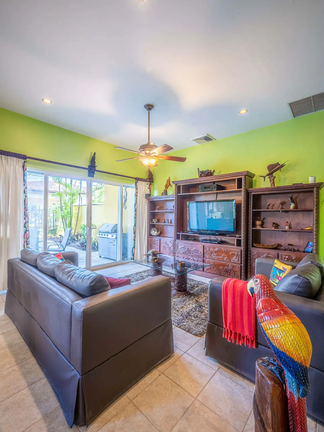 Peaceful and  Secure 3BR Condo with Private Pool in Las Lomas - image 15