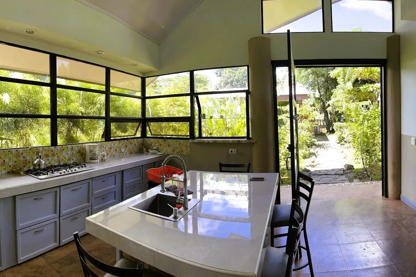HOUSE FOR SALE IN VALLE AZUL – NEAR LA FORTUNA, COSTA RICA - image 15