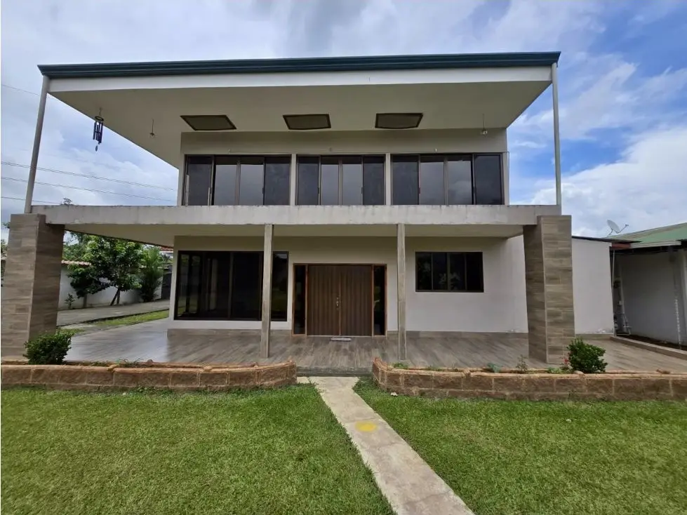Villa Fortuna with an excellent view of the Arenal Volcano - image 14