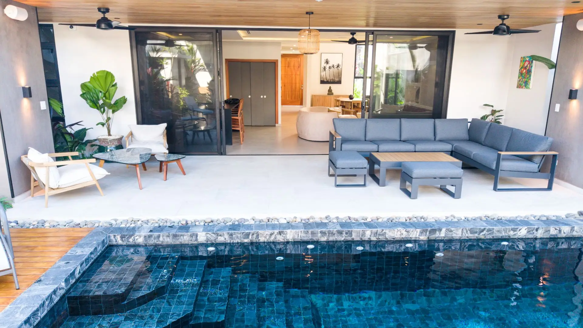  Luxury Villa in Jaco Beach - image 15